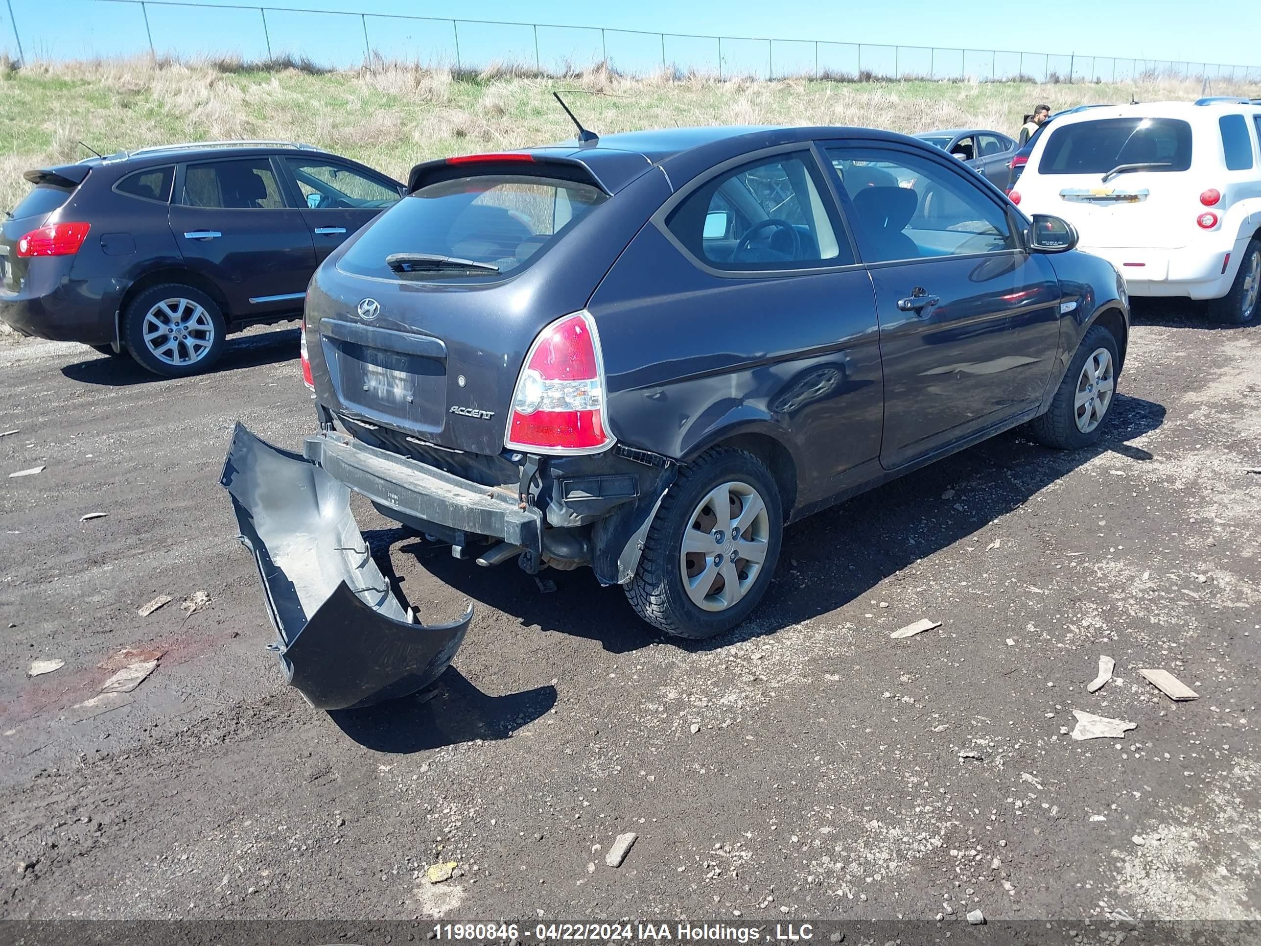 Photo 3 VIN: KMHCN35C28U099326 - HYUNDAI ACCENT 