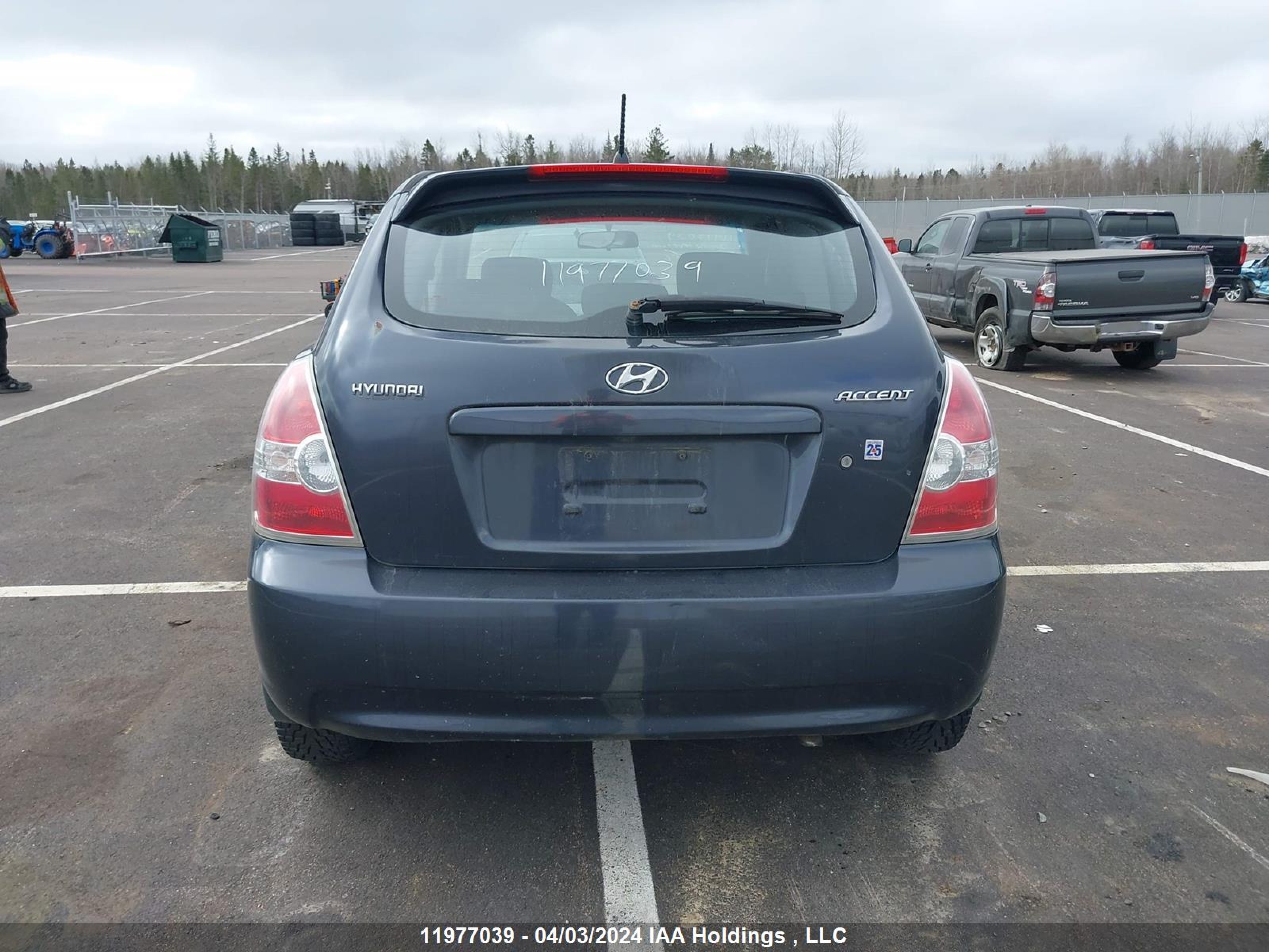 Photo 15 VIN: KMHCN35C58U061606 - HYUNDAI ACCENT 