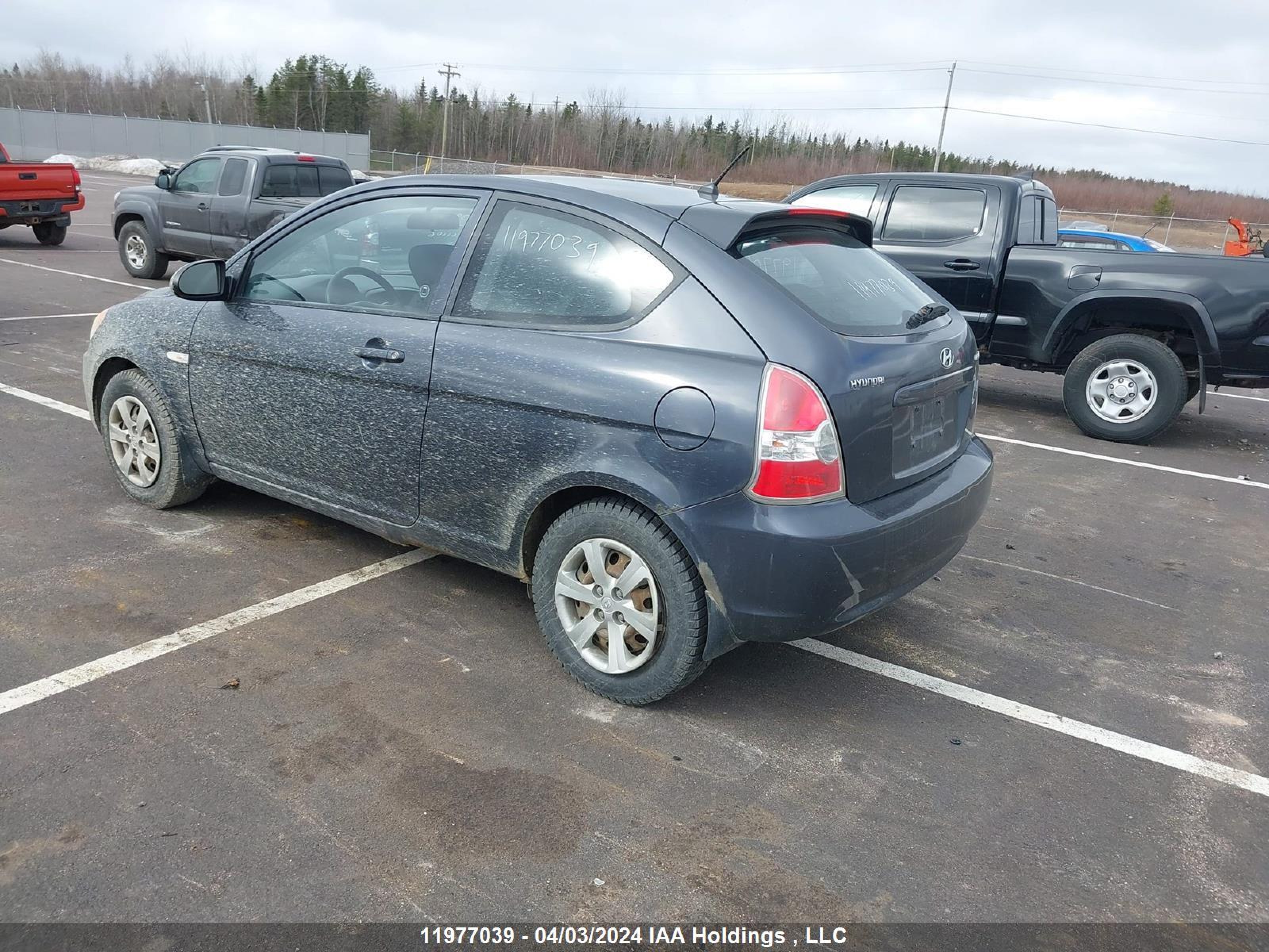 Photo 2 VIN: KMHCN35C58U061606 - HYUNDAI ACCENT 