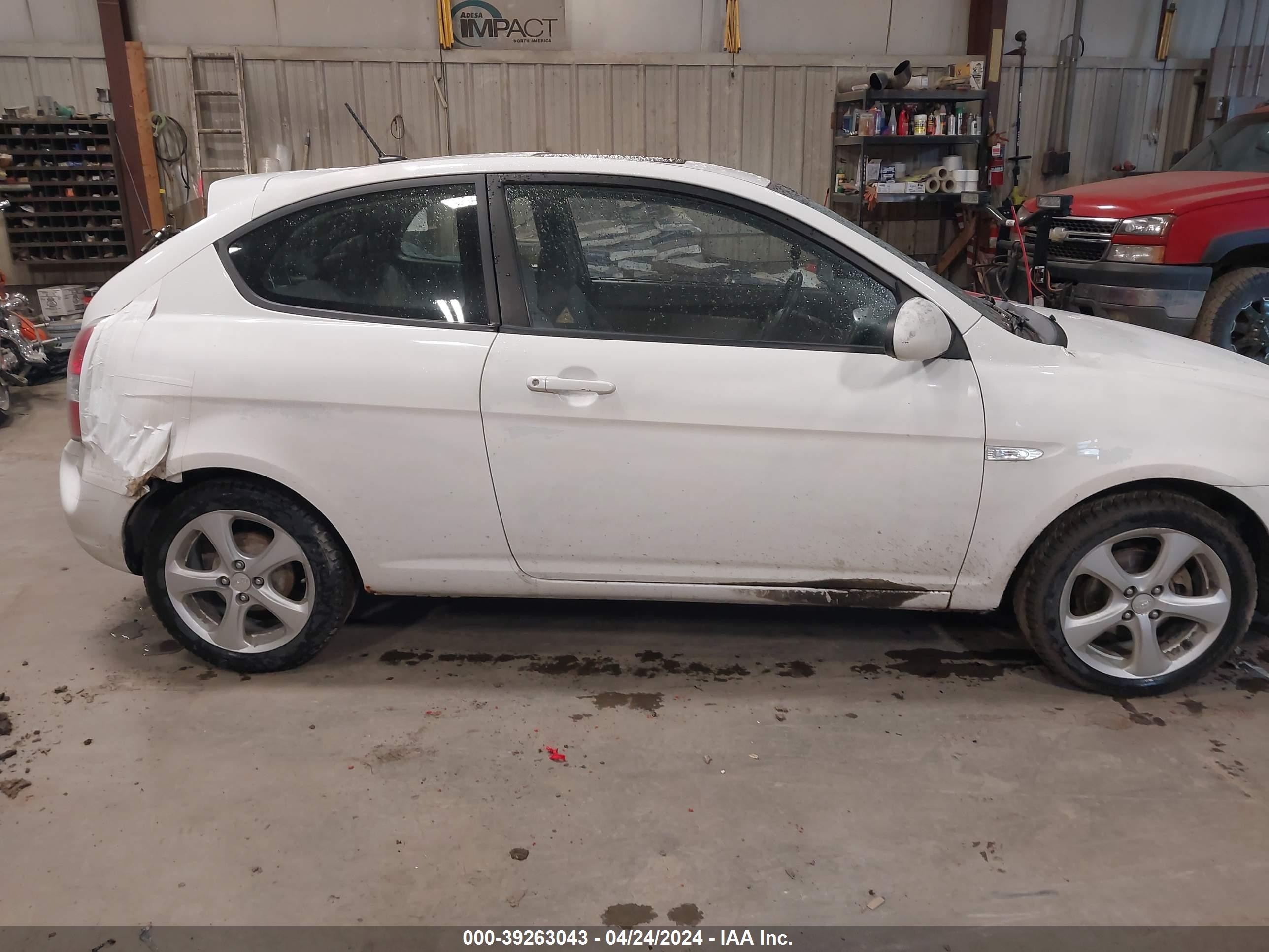 Photo 12 VIN: KMHCN36C09U126281 - HYUNDAI ACCENT 