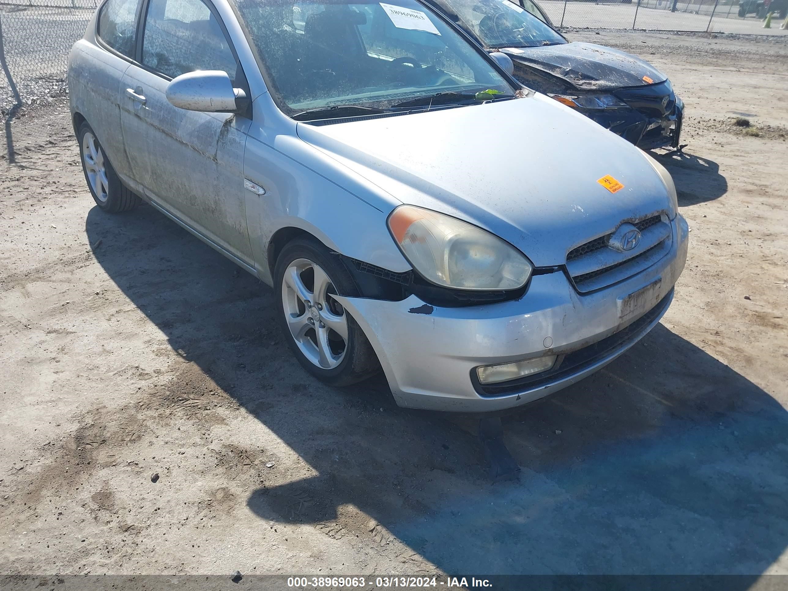 Photo 5 VIN: KMHCN36C57U026755 - HYUNDAI ACCENT 