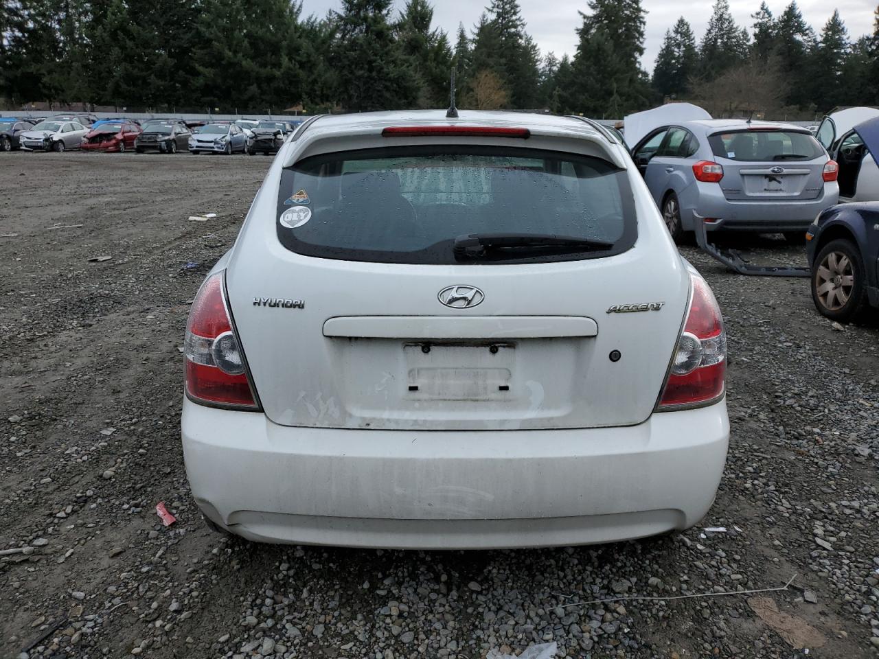 Photo 5 VIN: KMHCN36CX8U071630 - HYUNDAI ACCENT 