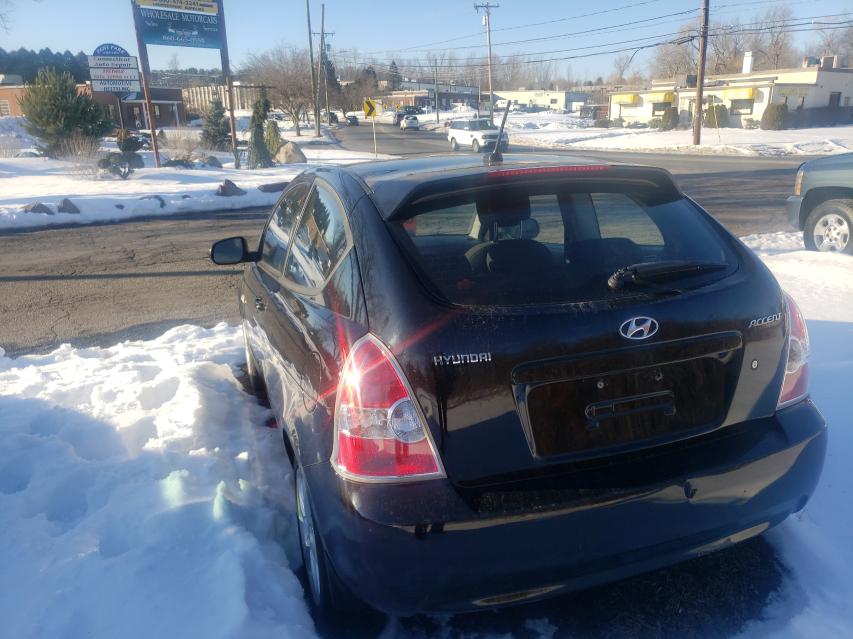 Photo 2 VIN: KMHCN3AC1BU201759 - HYUNDAI ACCENT SE 