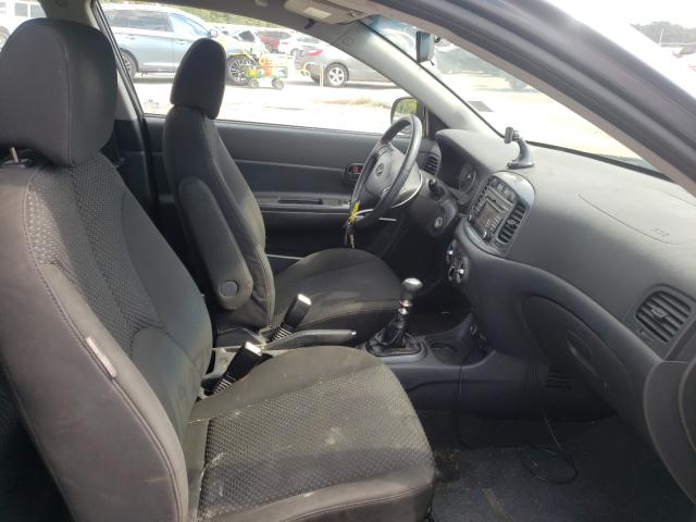 Photo 4 VIN: KMHCN3AC9BU192745 - HYUNDAI ACCENT SE 