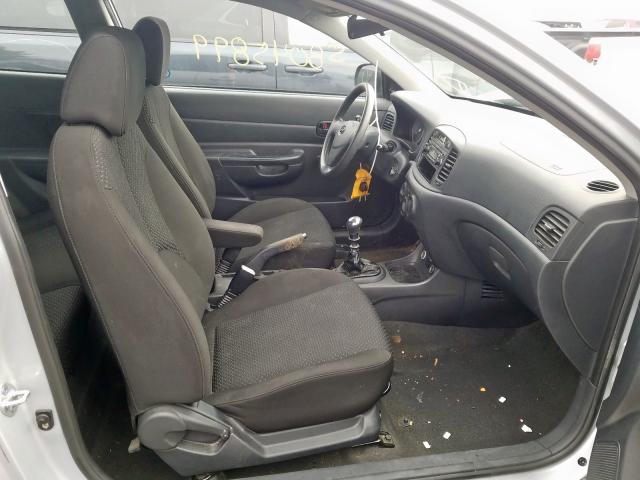 Photo 4 VIN: KMHCN3BC0AU183669 - HYUNDAI ACCENT SE 