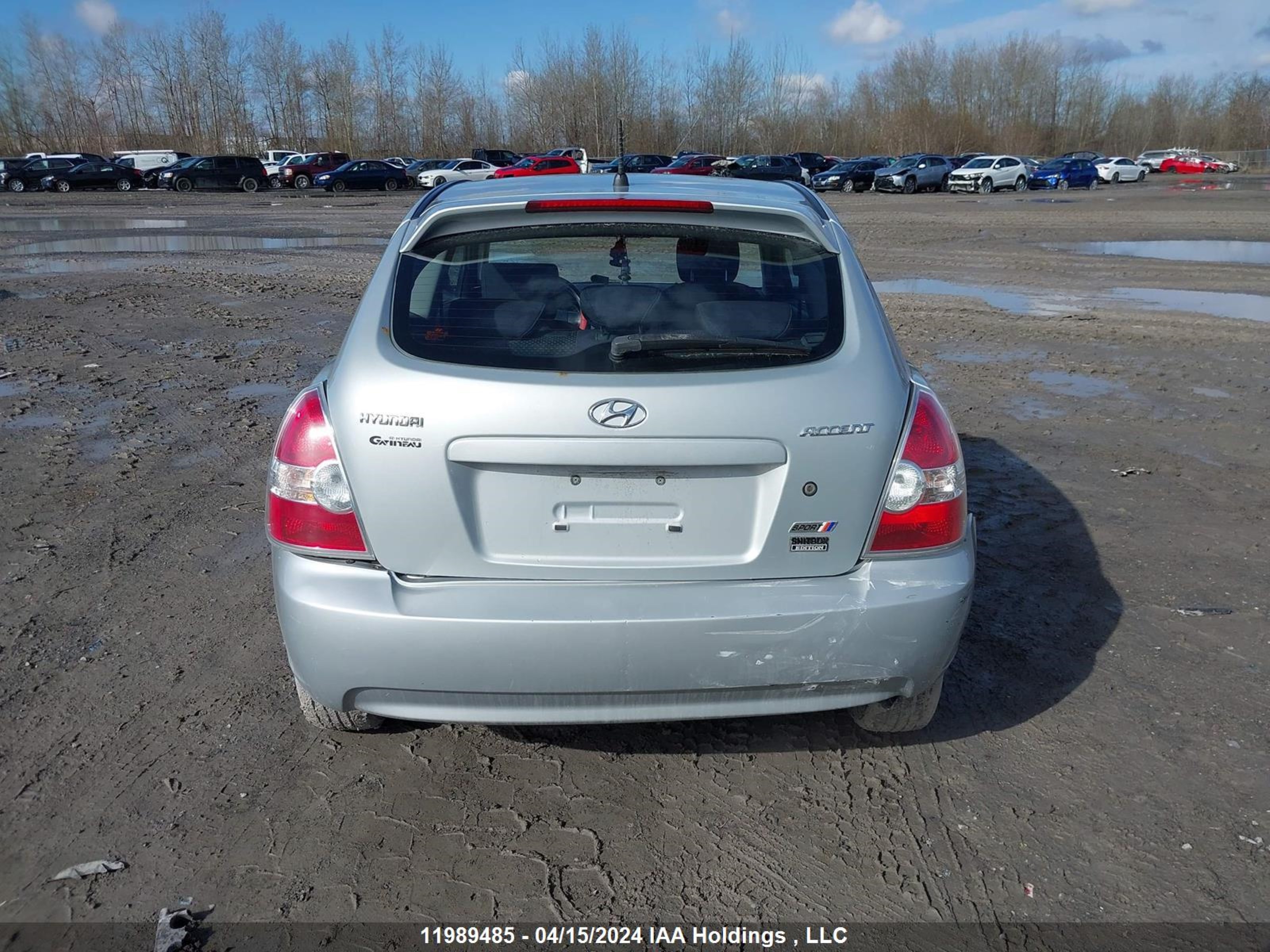 Photo 15 VIN: KMHCN3BC5AU157147 - HYUNDAI ACCENT 