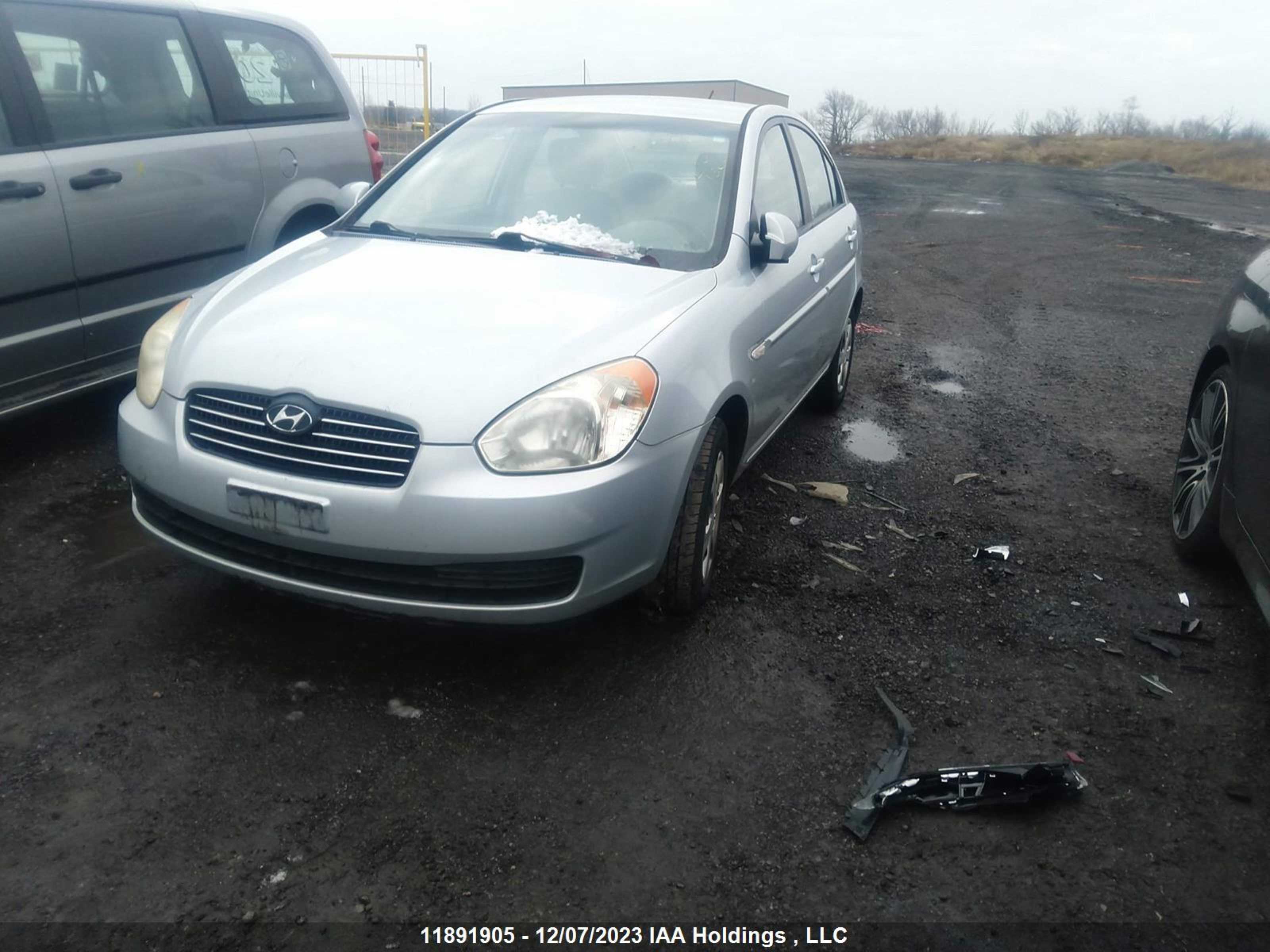 Photo 1 VIN: KMHCN45C37U077694 - HYUNDAI ACCENT 