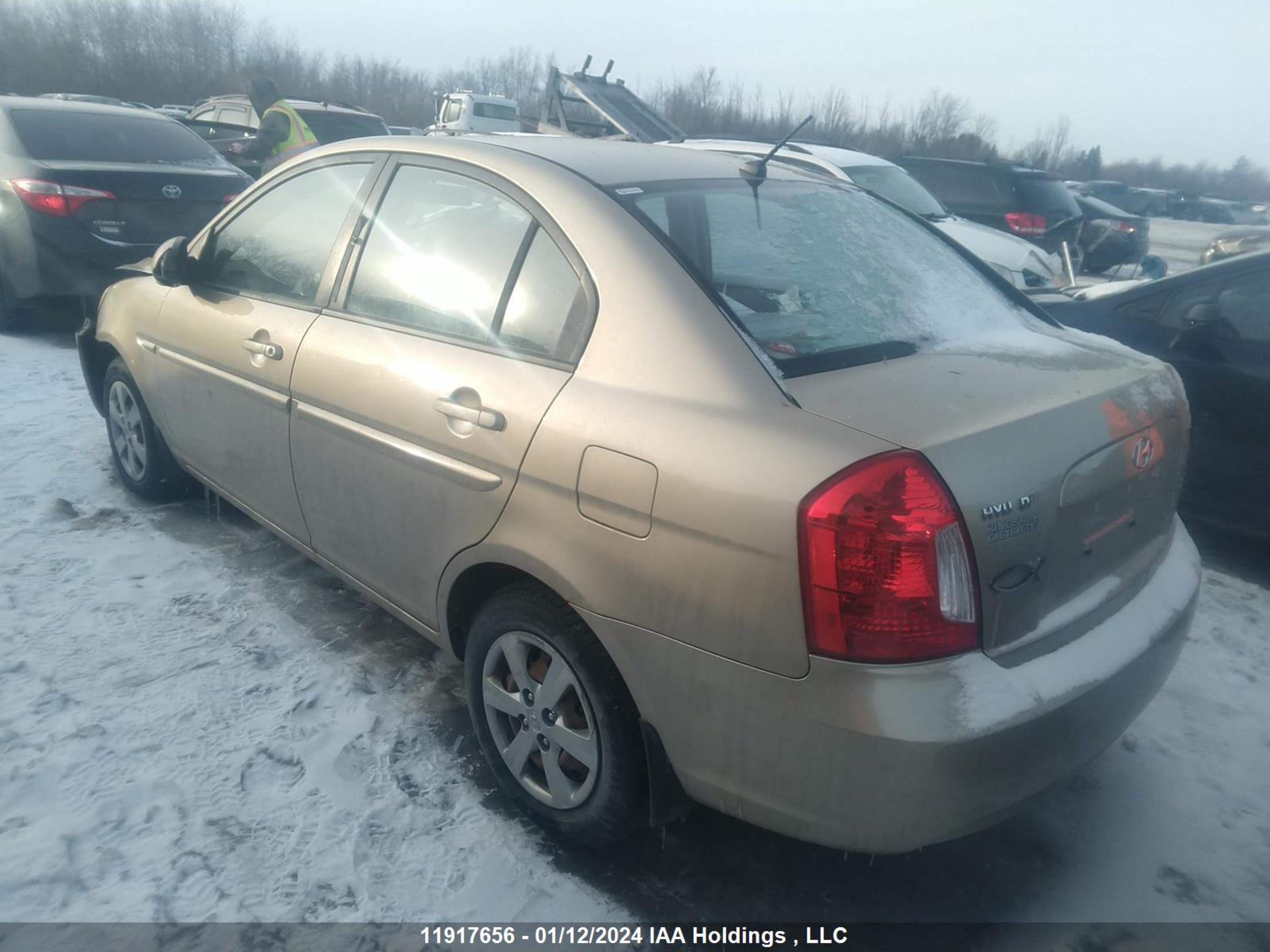 Photo 2 VIN: KMHCN45C68U235592 - HYUNDAI ACCENT 