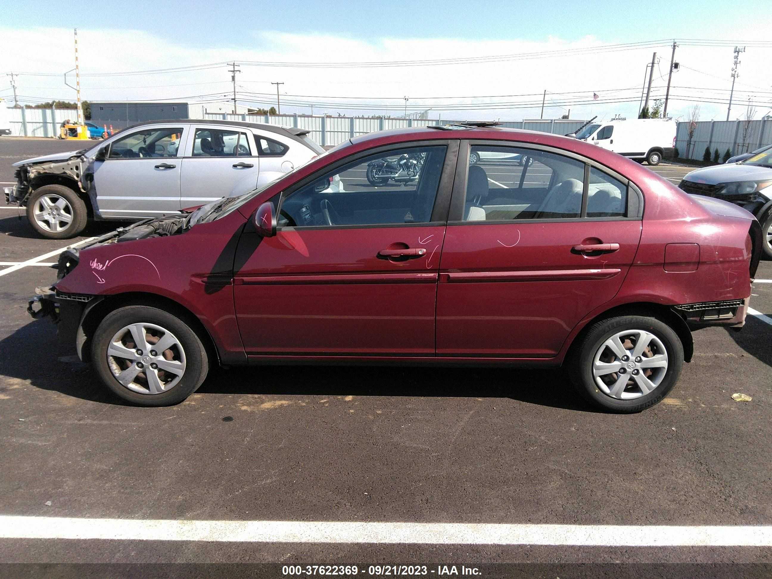 Photo 14 VIN: KMHCN45CX9U358135 - HYUNDAI ACCENT 