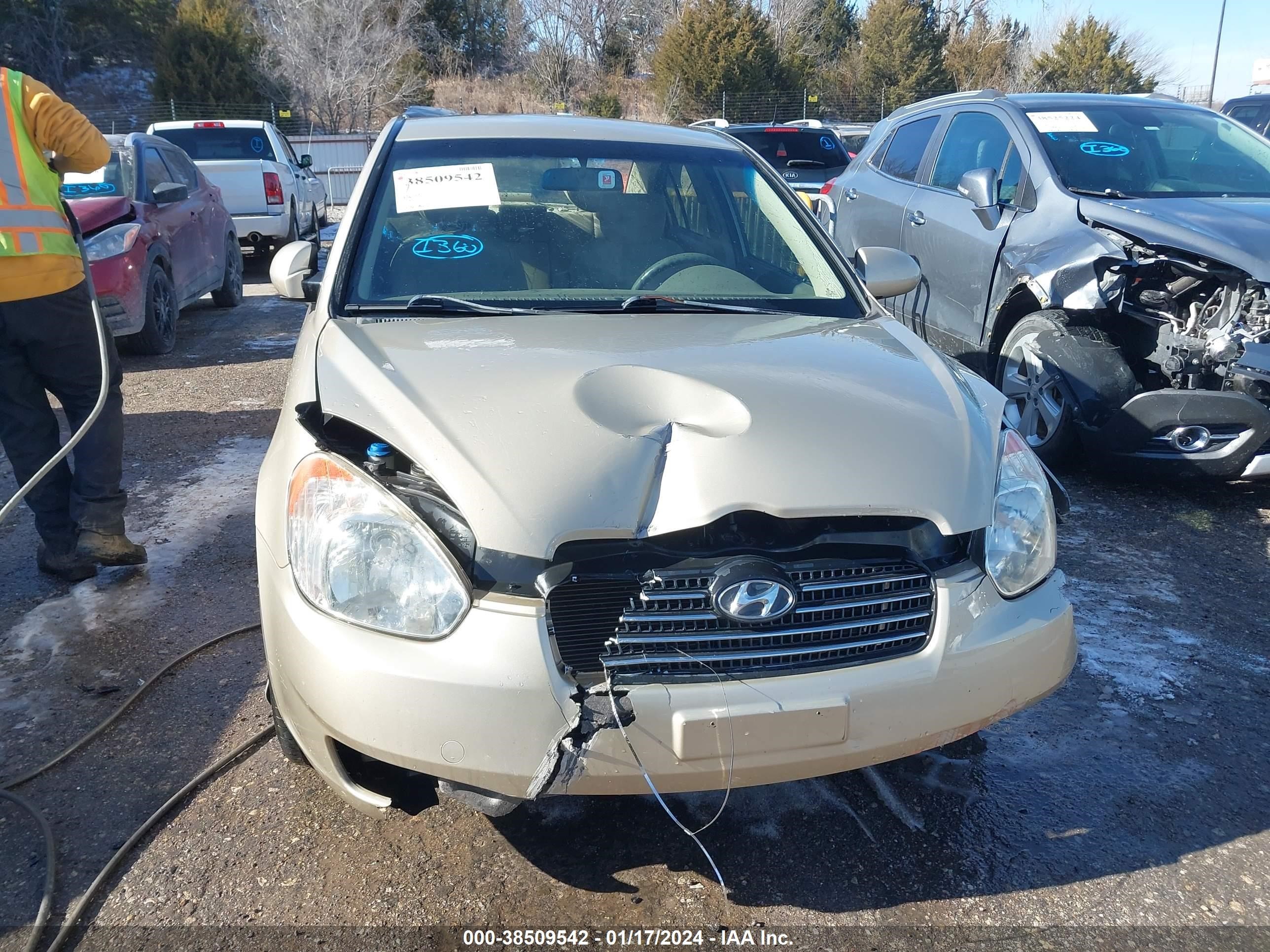 Photo 11 VIN: KMHCN46C07U149286 - HYUNDAI ACCENT 