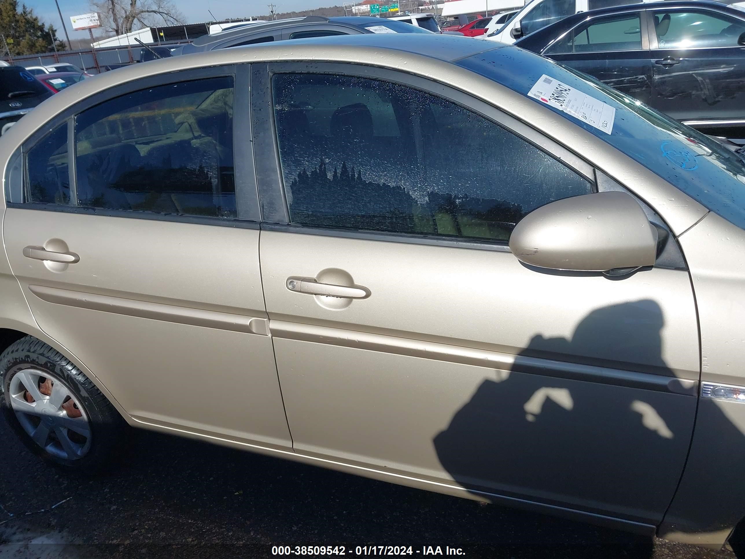 Photo 12 VIN: KMHCN46C07U149286 - HYUNDAI ACCENT 