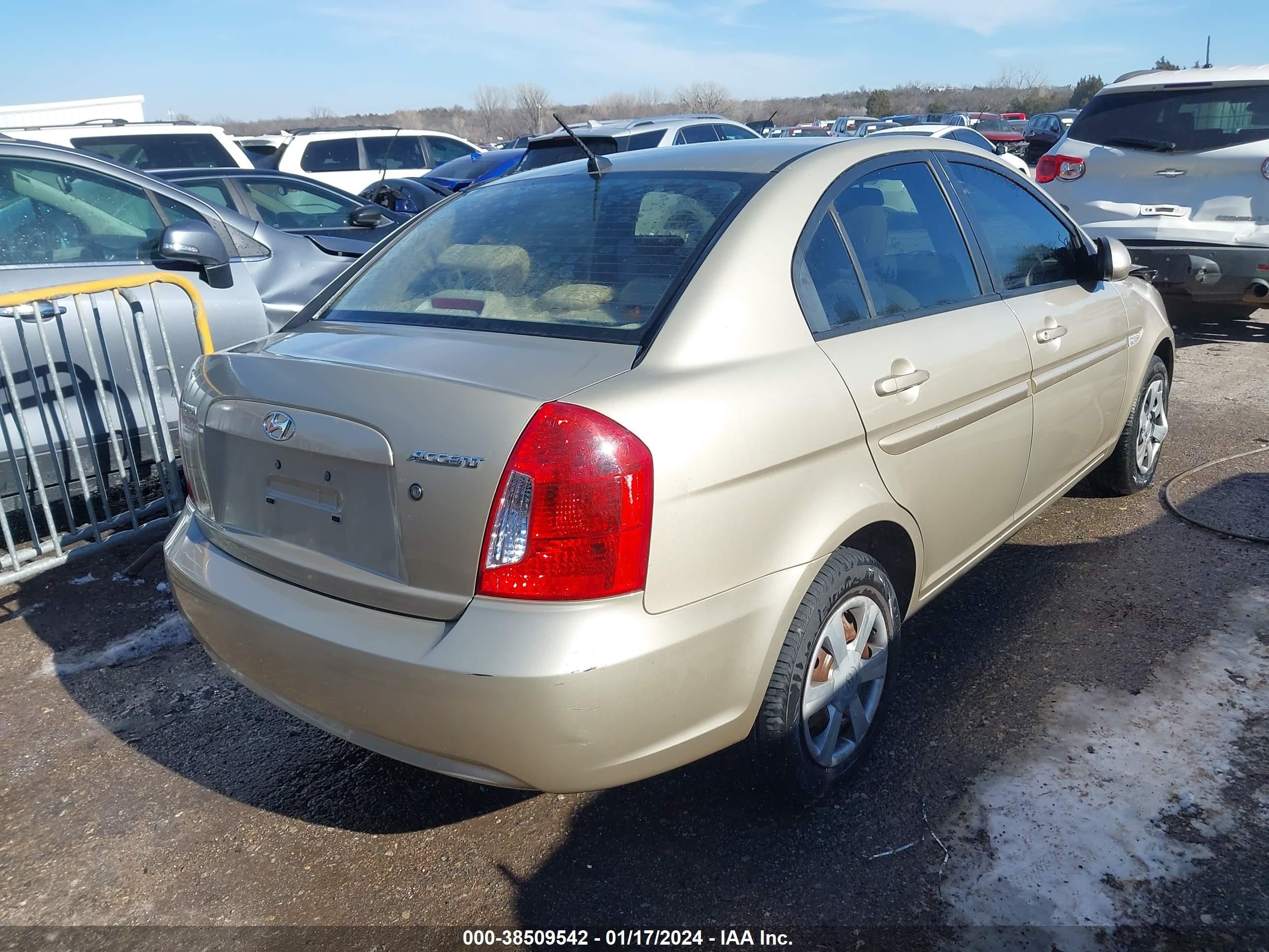 Photo 3 VIN: KMHCN46C07U149286 - HYUNDAI ACCENT 