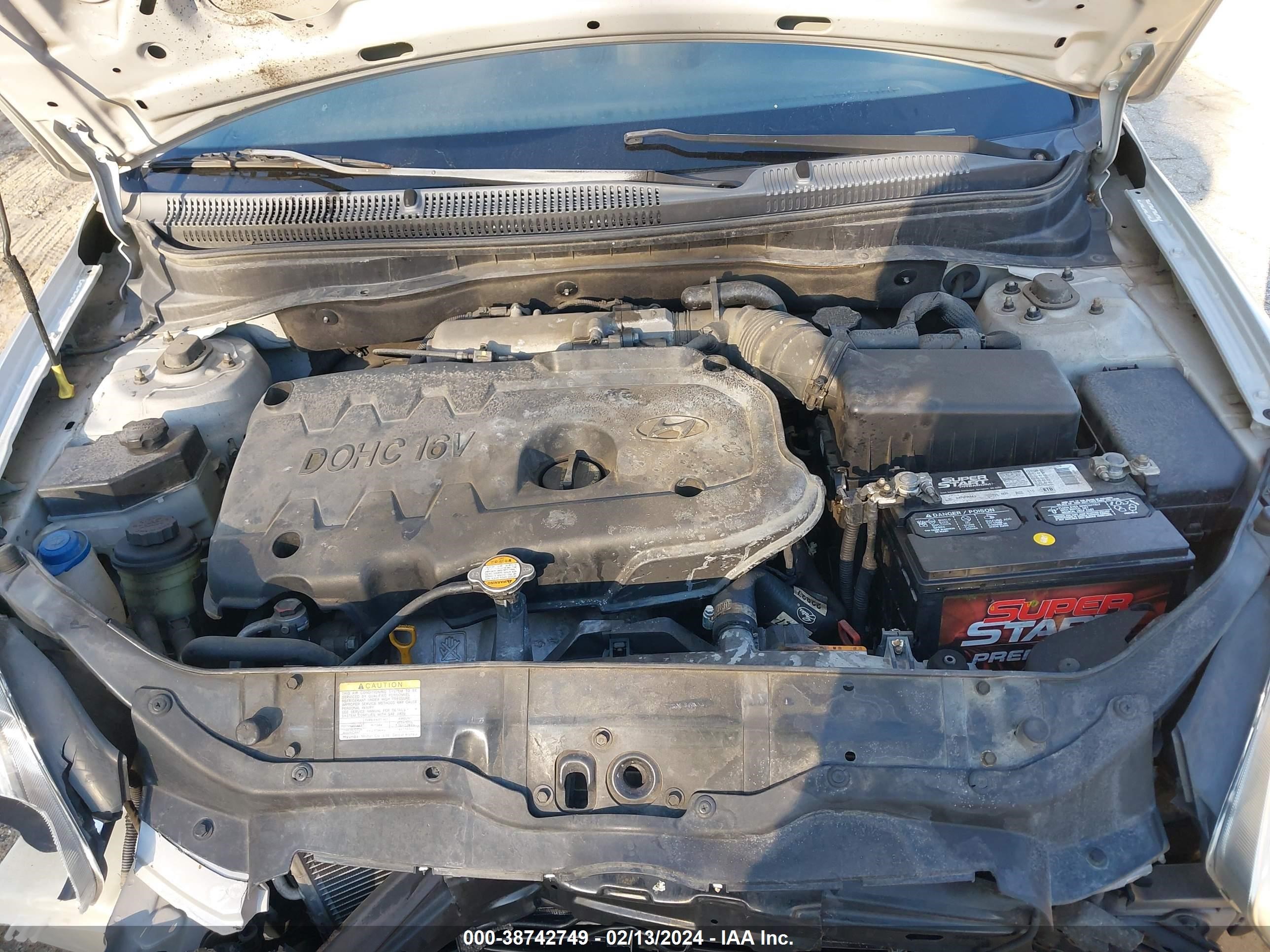 Photo 9 VIN: KMHCN46C08U233013 - HYUNDAI ACCENT 