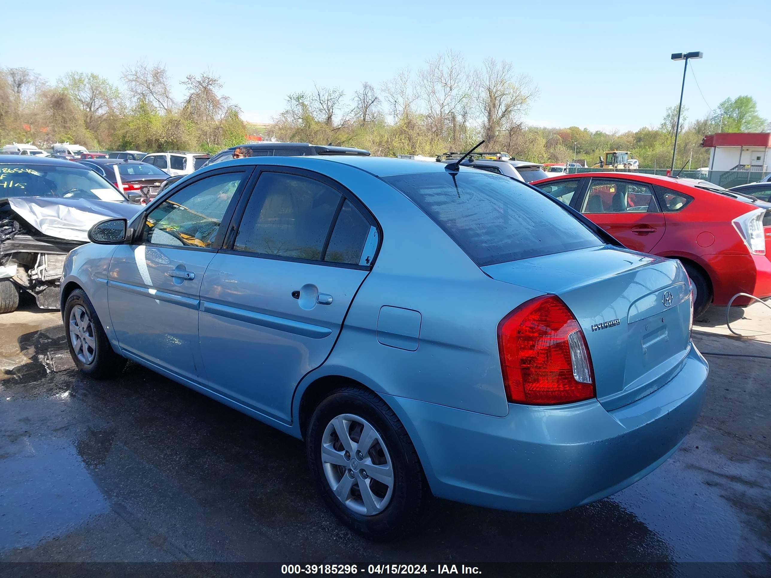 Photo 2 VIN: KMHCN46C09U334506 - HYUNDAI ACCENT 