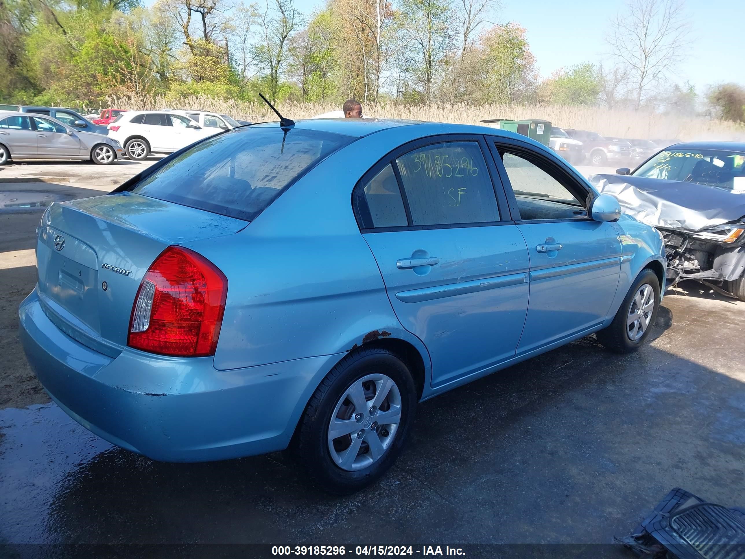 Photo 3 VIN: KMHCN46C09U334506 - HYUNDAI ACCENT 