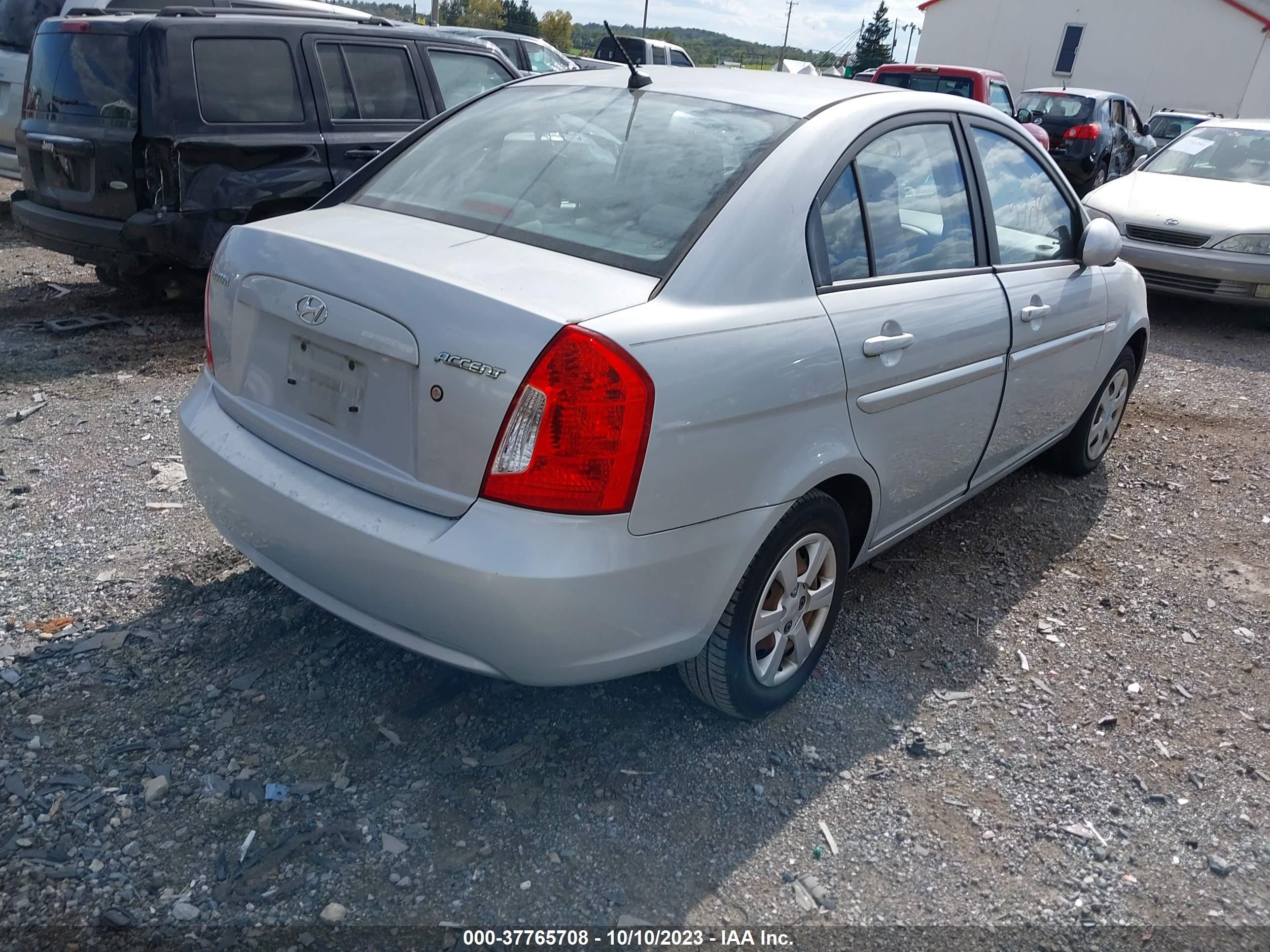 Photo 3 VIN: KMHCN46C17U159034 - HYUNDAI ACCENT 