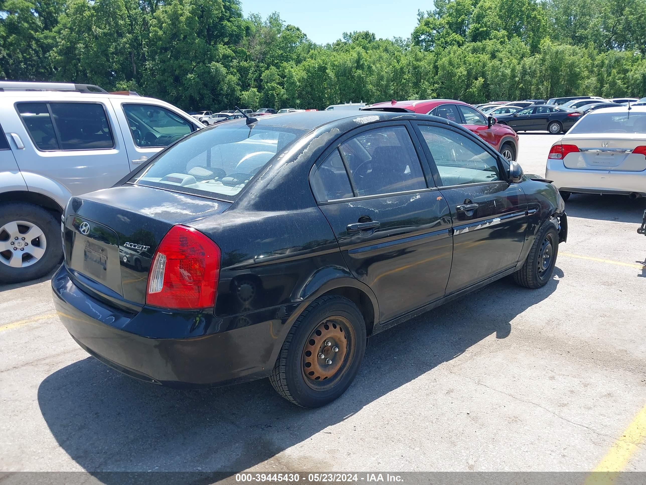 Photo 3 VIN: KMHCN46C28U214186 - HYUNDAI ACCENT 