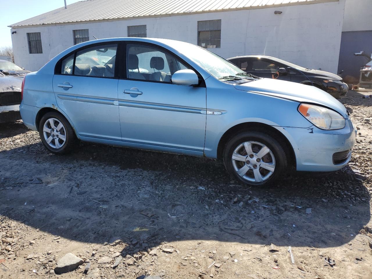 Photo 3 VIN: KMHCN46C37U138010 - HYUNDAI ACCENT 