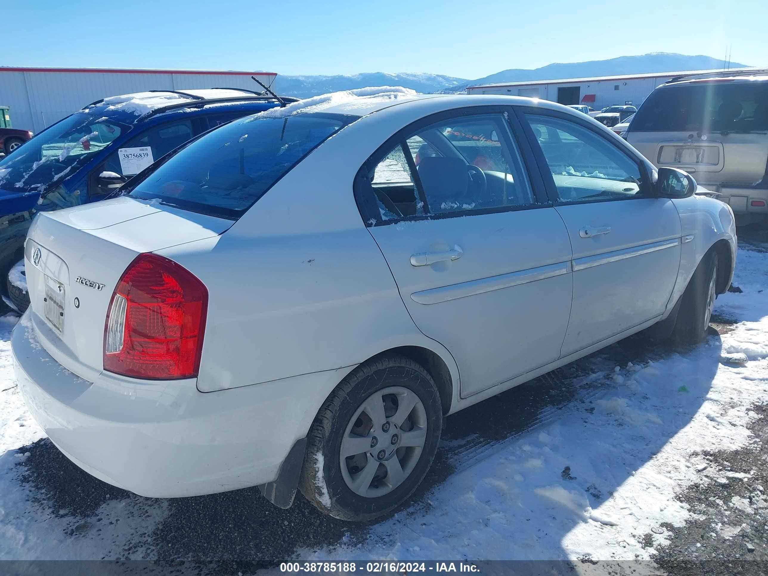 Photo 3 VIN: KMHCN46C57U101220 - HYUNDAI ACCENT 