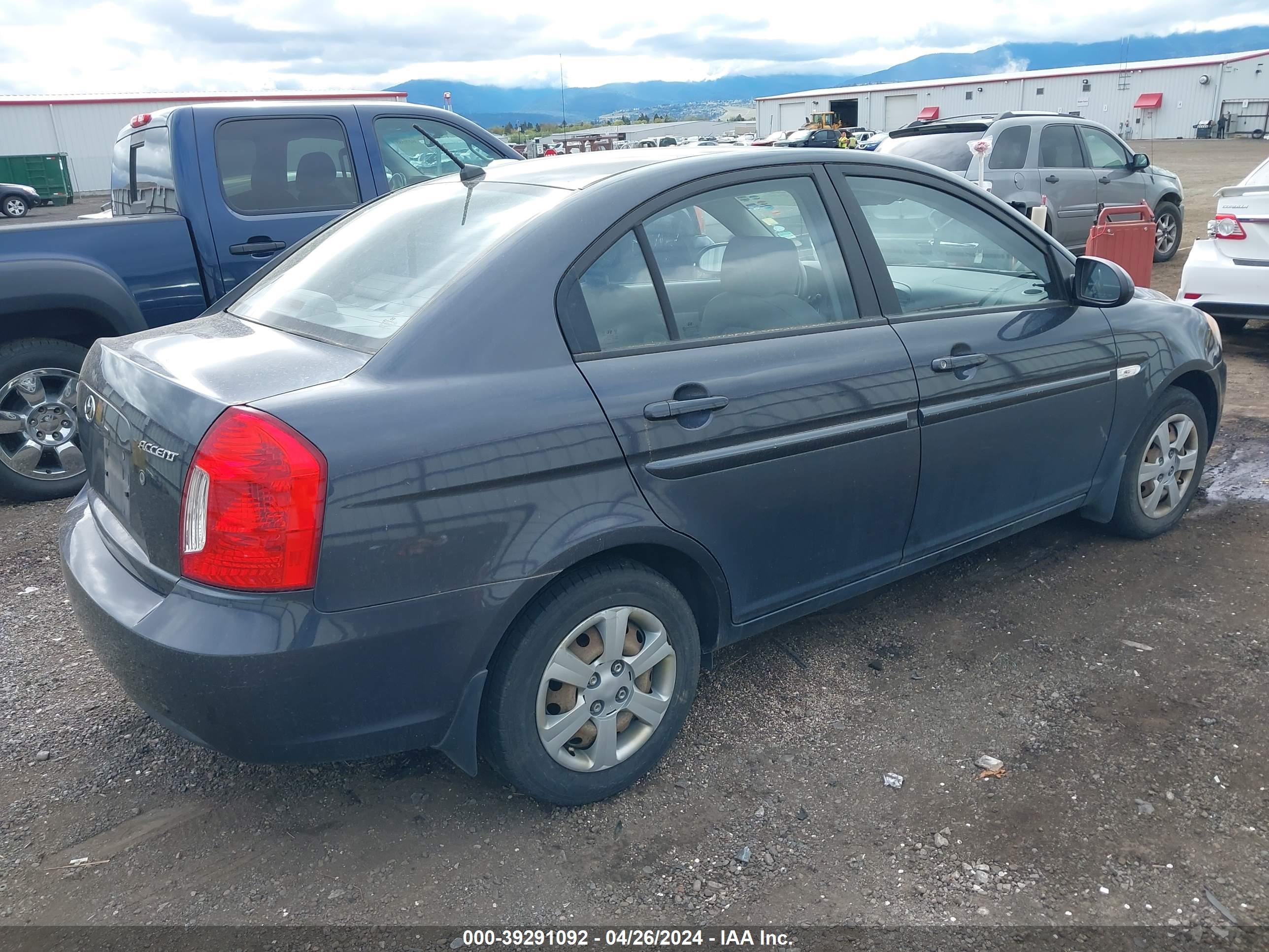 Photo 3 VIN: KMHCN46C67U088283 - HYUNDAI ACCENT 