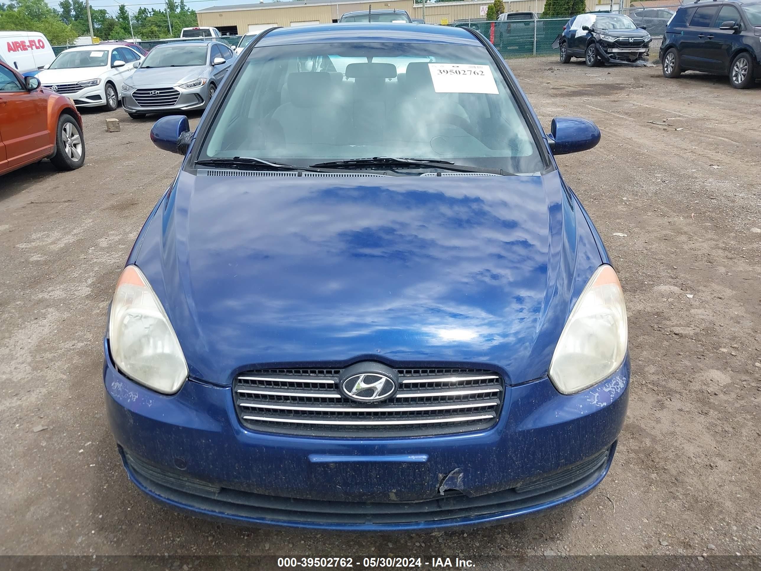 Photo 11 VIN: KMHCN46C68U279574 - HYUNDAI ACCENT 