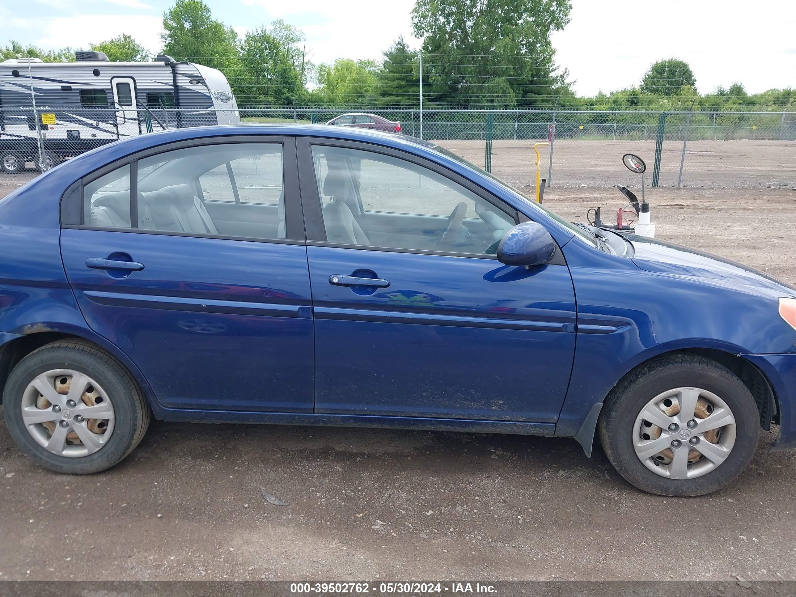 Photo 12 VIN: KMHCN46C68U279574 - HYUNDAI ACCENT 