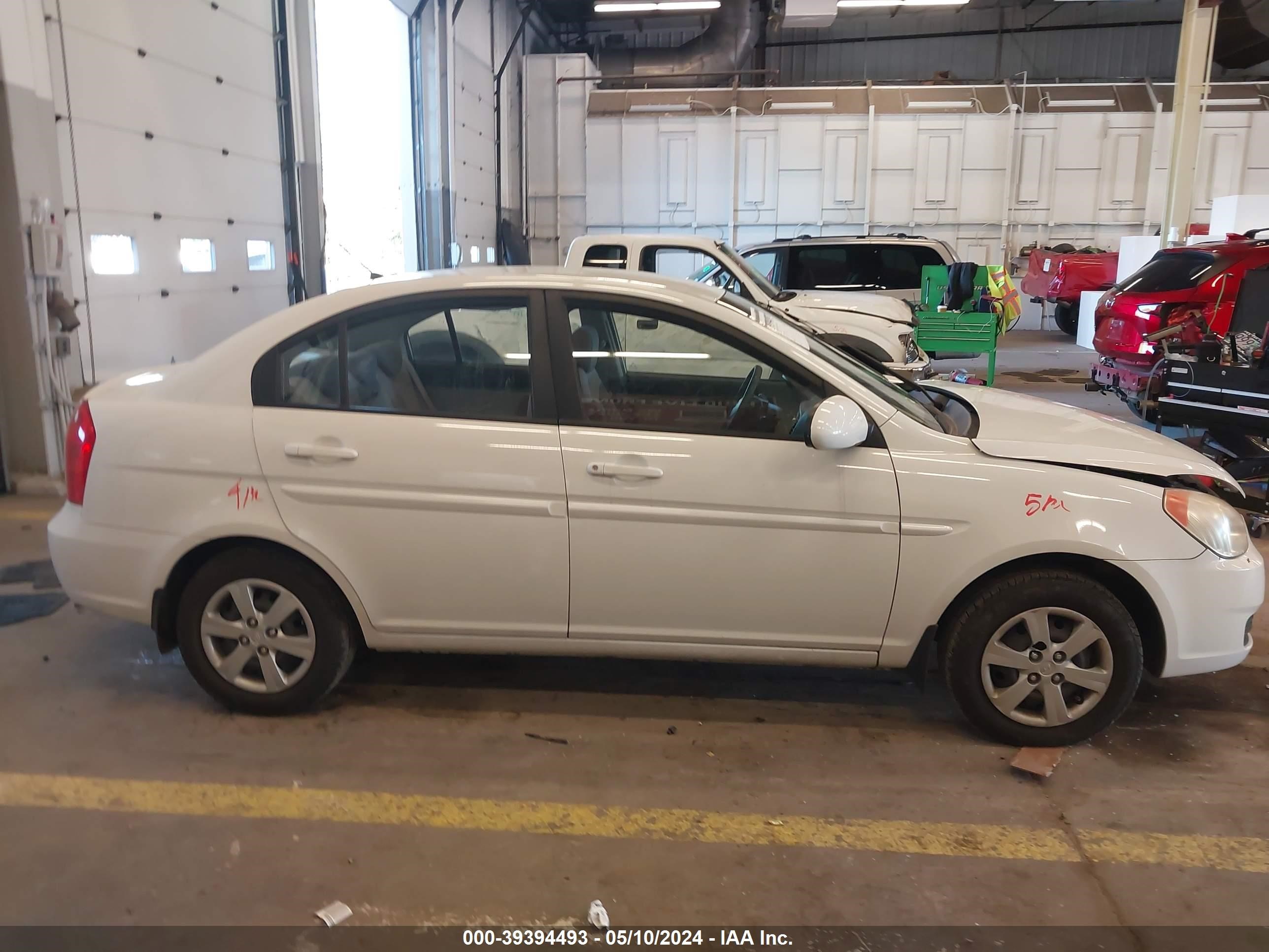 Photo 12 VIN: KMHCN46C69U283206 - HYUNDAI ACCENT 