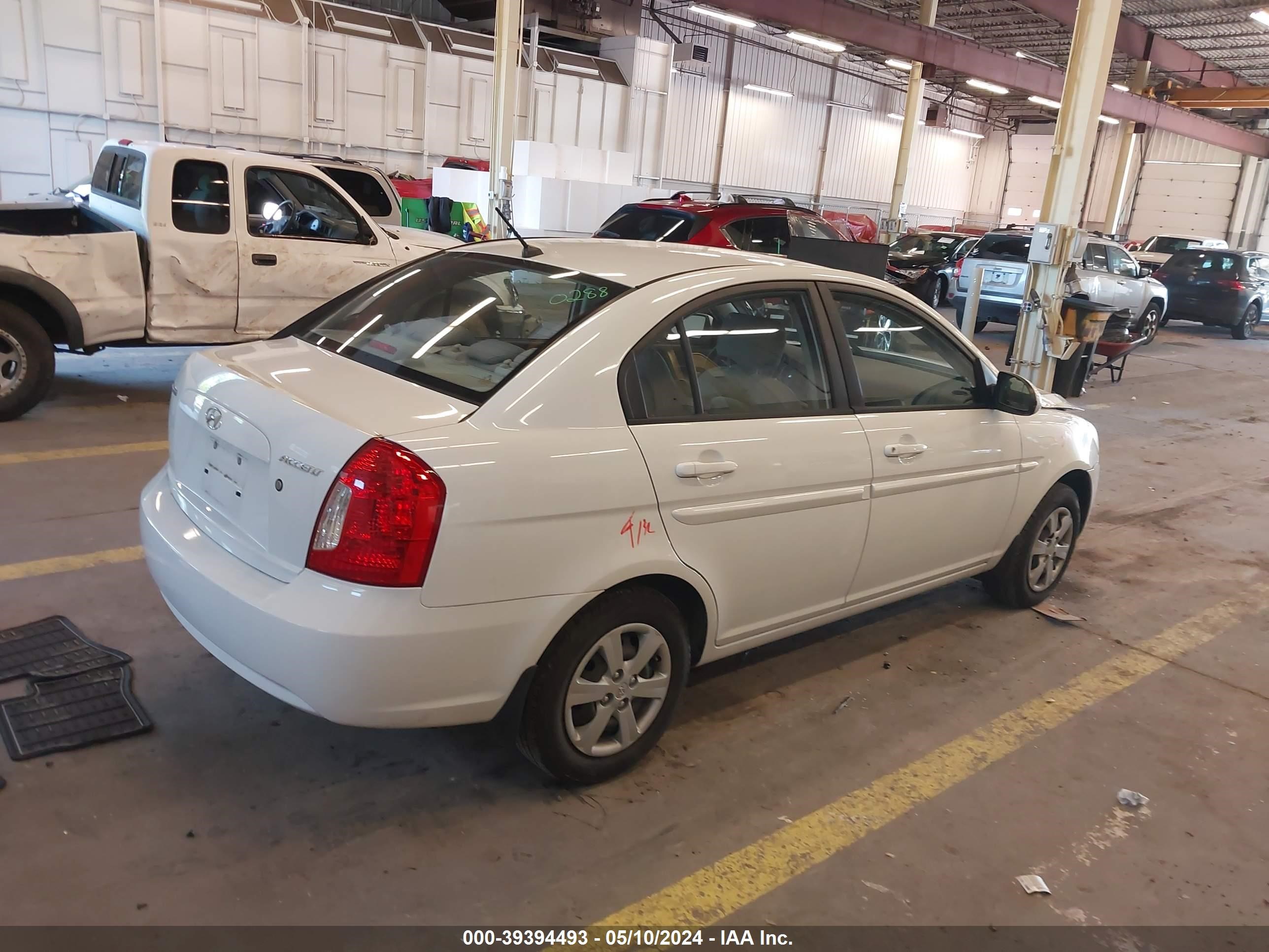 Photo 3 VIN: KMHCN46C69U283206 - HYUNDAI ACCENT 