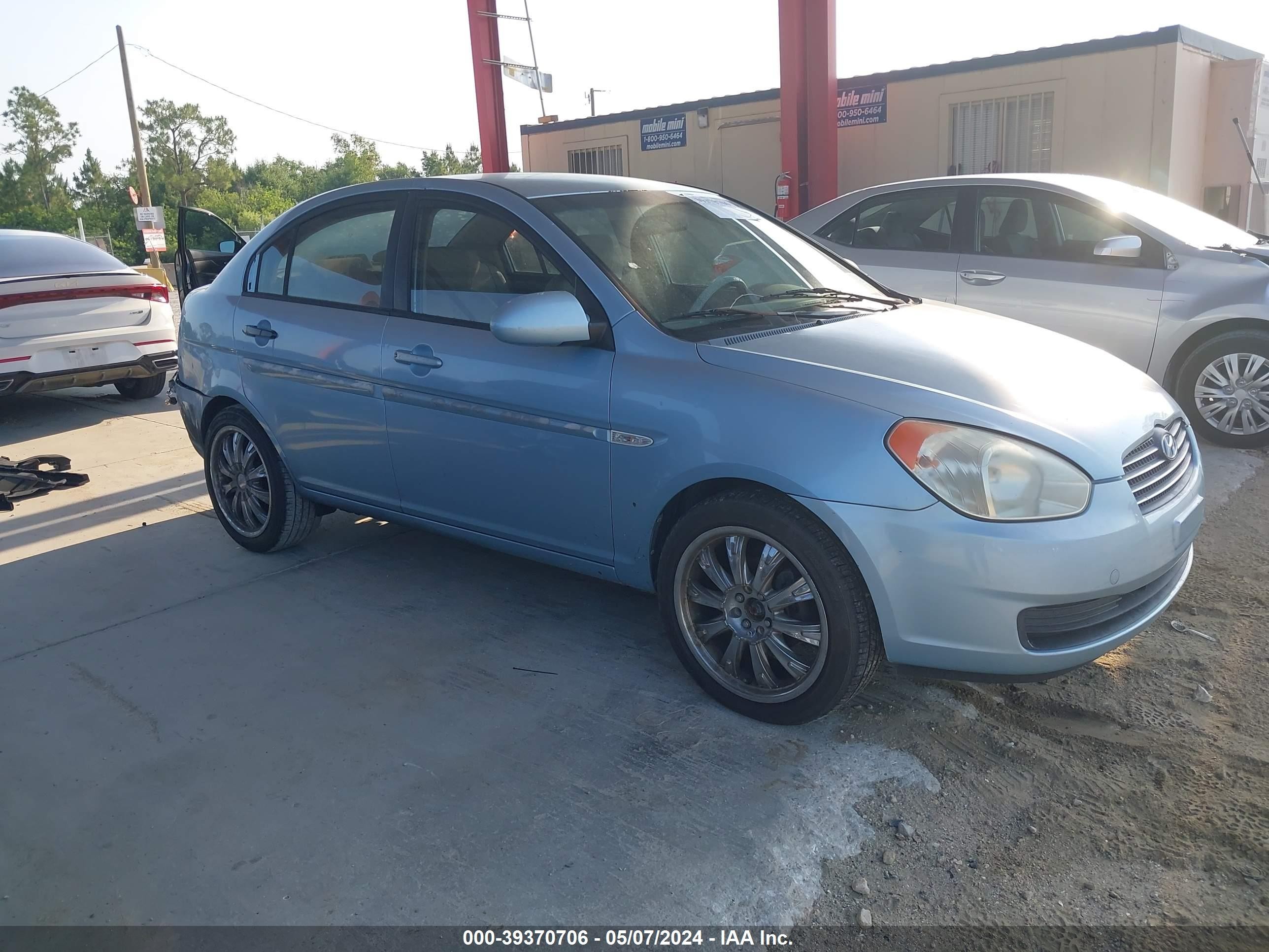 Photo 12 VIN: KMHCN46C77U162567 - HYUNDAI ACCENT 