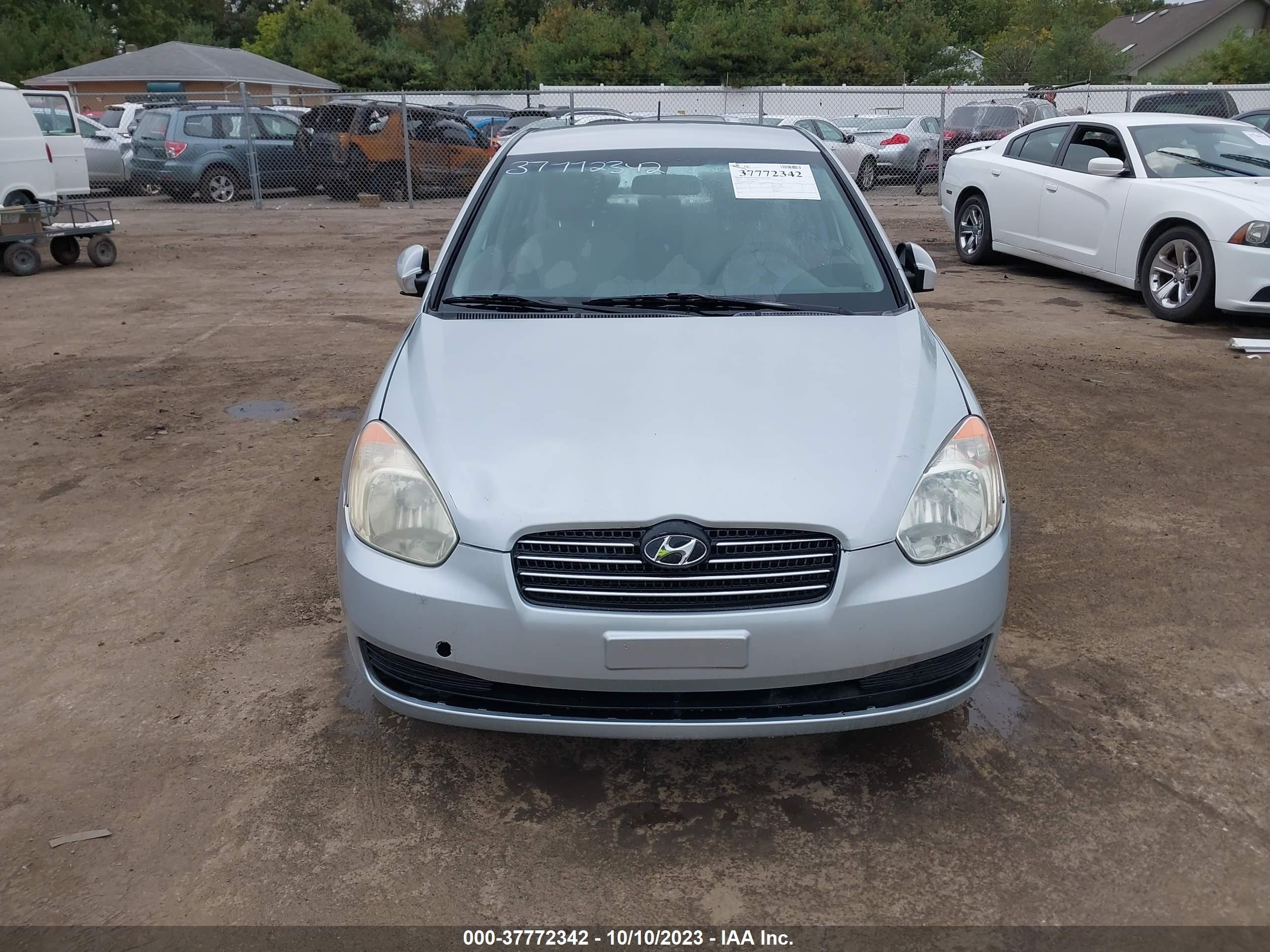 Photo 11 VIN: KMHCN46C88U174213 - HYUNDAI ACCENT 