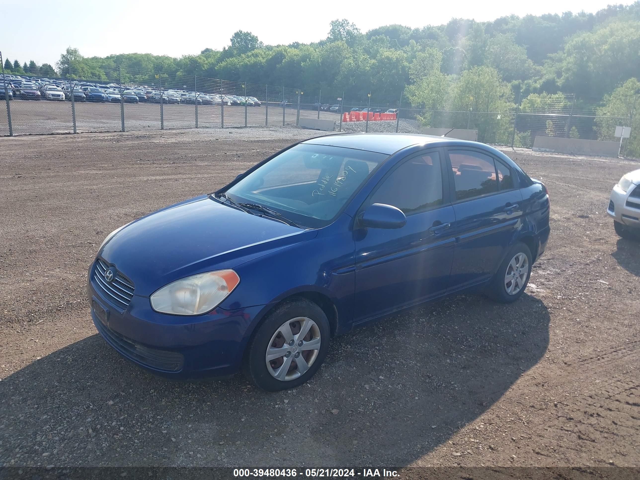 Photo 1 VIN: KMHCN46C88U182683 - HYUNDAI ACCENT 