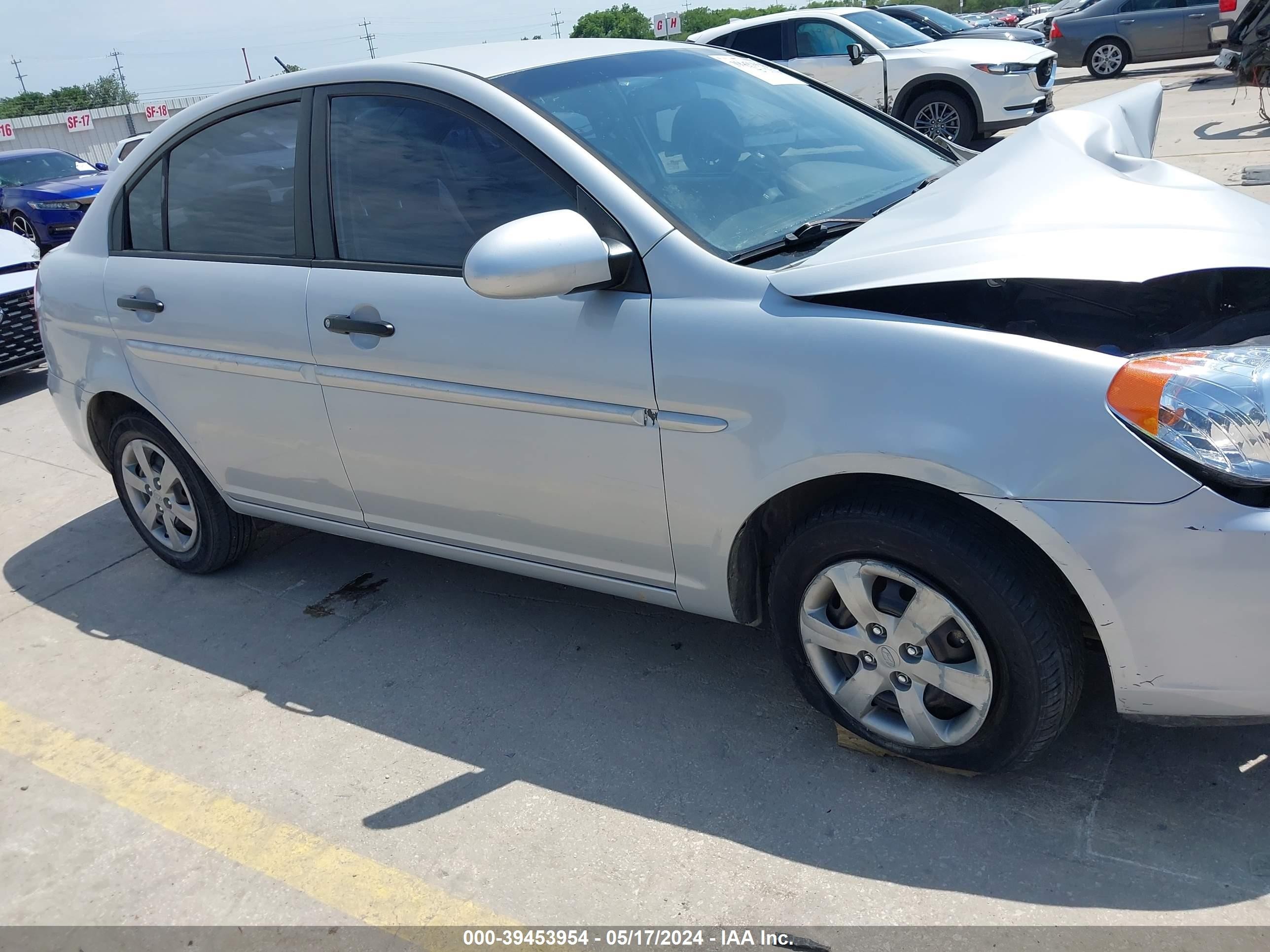 Photo 16 VIN: KMHCN46C88U216315 - HYUNDAI ACCENT 