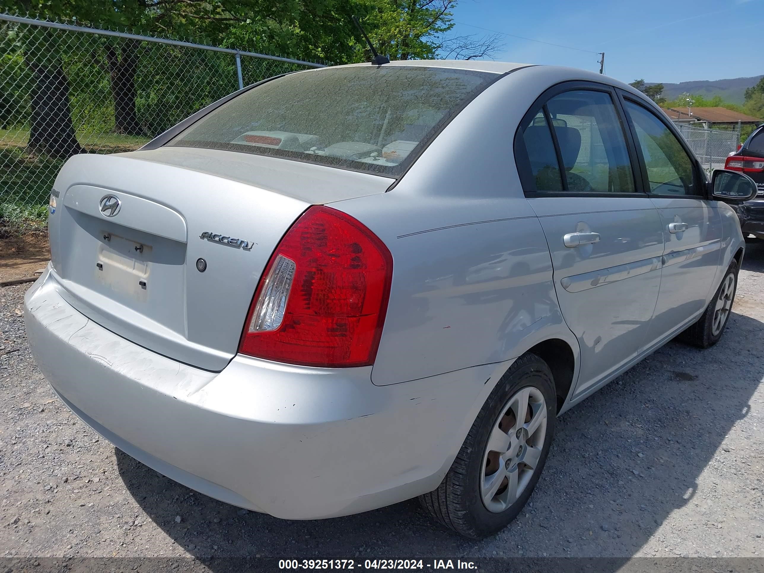 Photo 14 VIN: KMHCN46C97U119025 - HYUNDAI ACCENT 