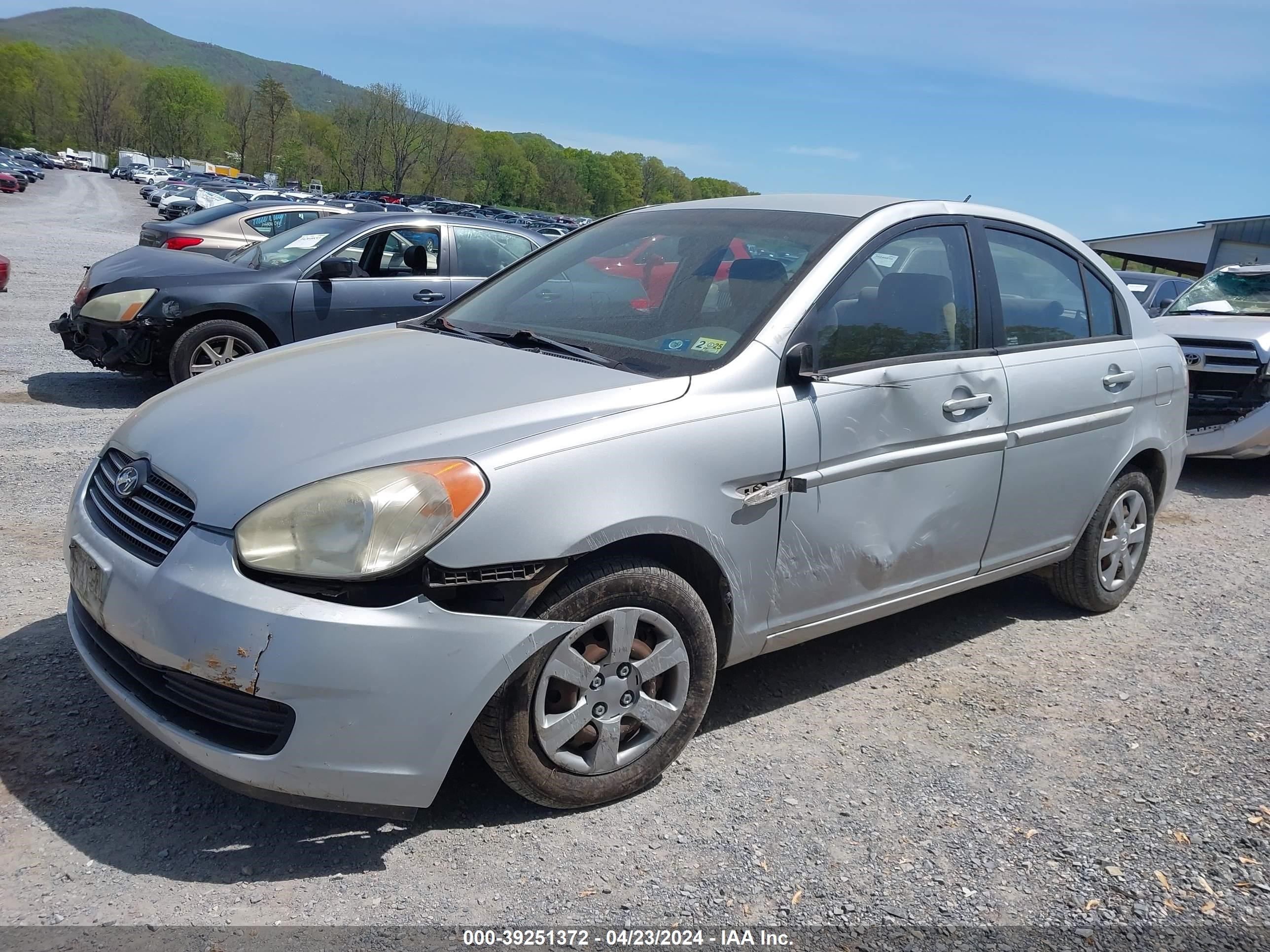 Photo 5 VIN: KMHCN46C97U119025 - HYUNDAI ACCENT 