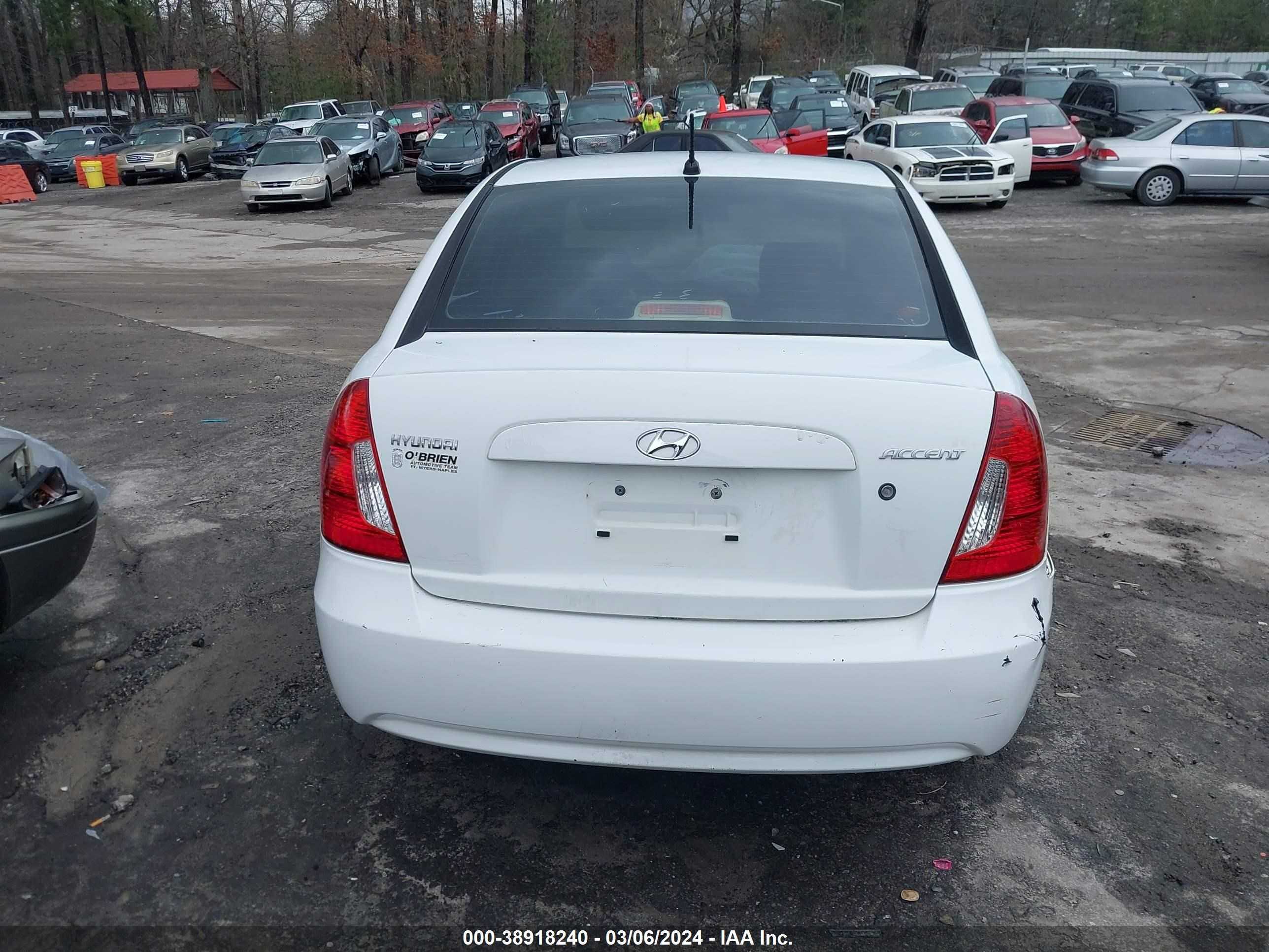 Photo 15 VIN: KMHCN46C97U120112 - HYUNDAI ACCENT 