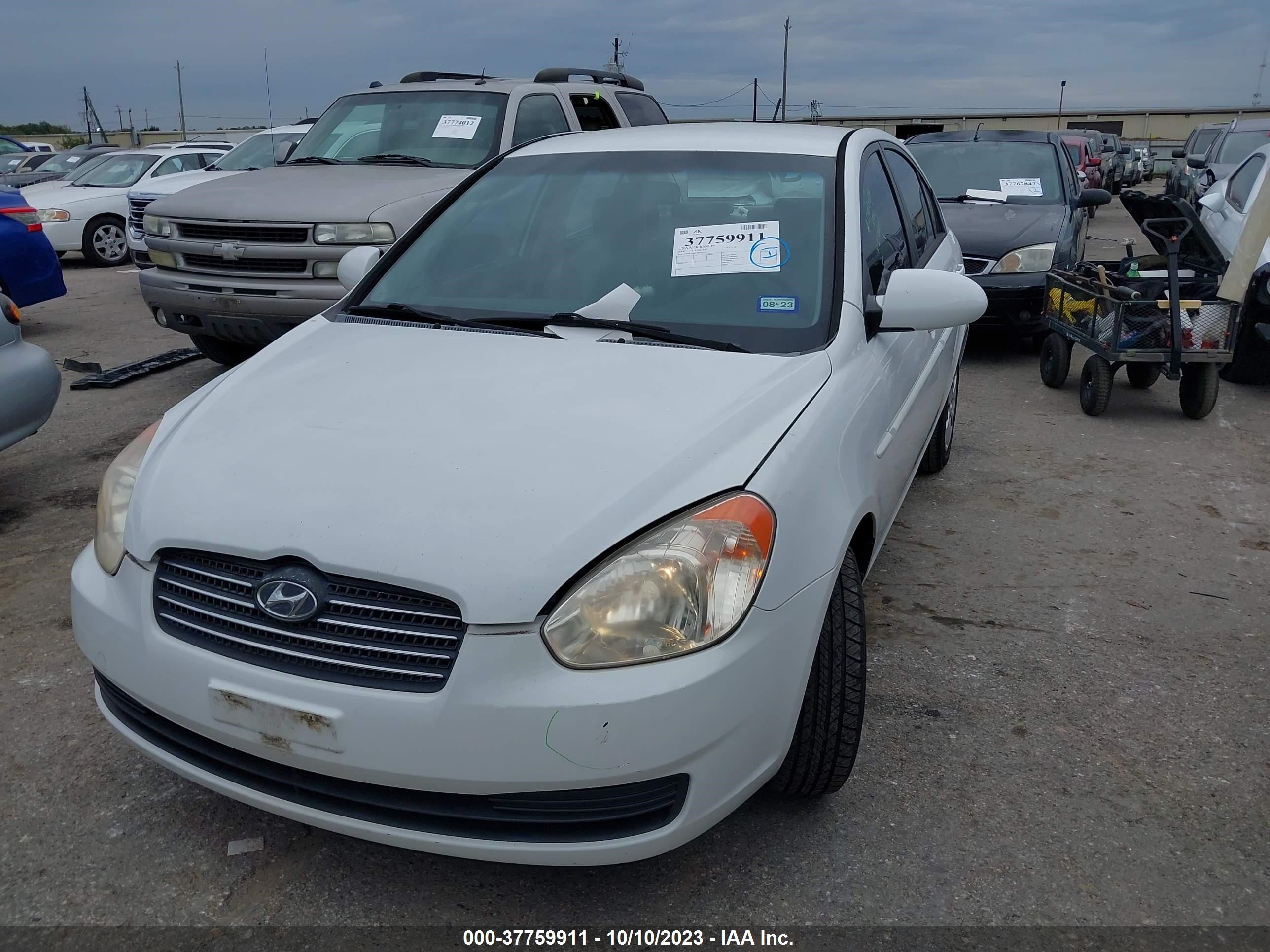 Photo 1 VIN: KMHCN46C98U241692 - HYUNDAI ACCENT 