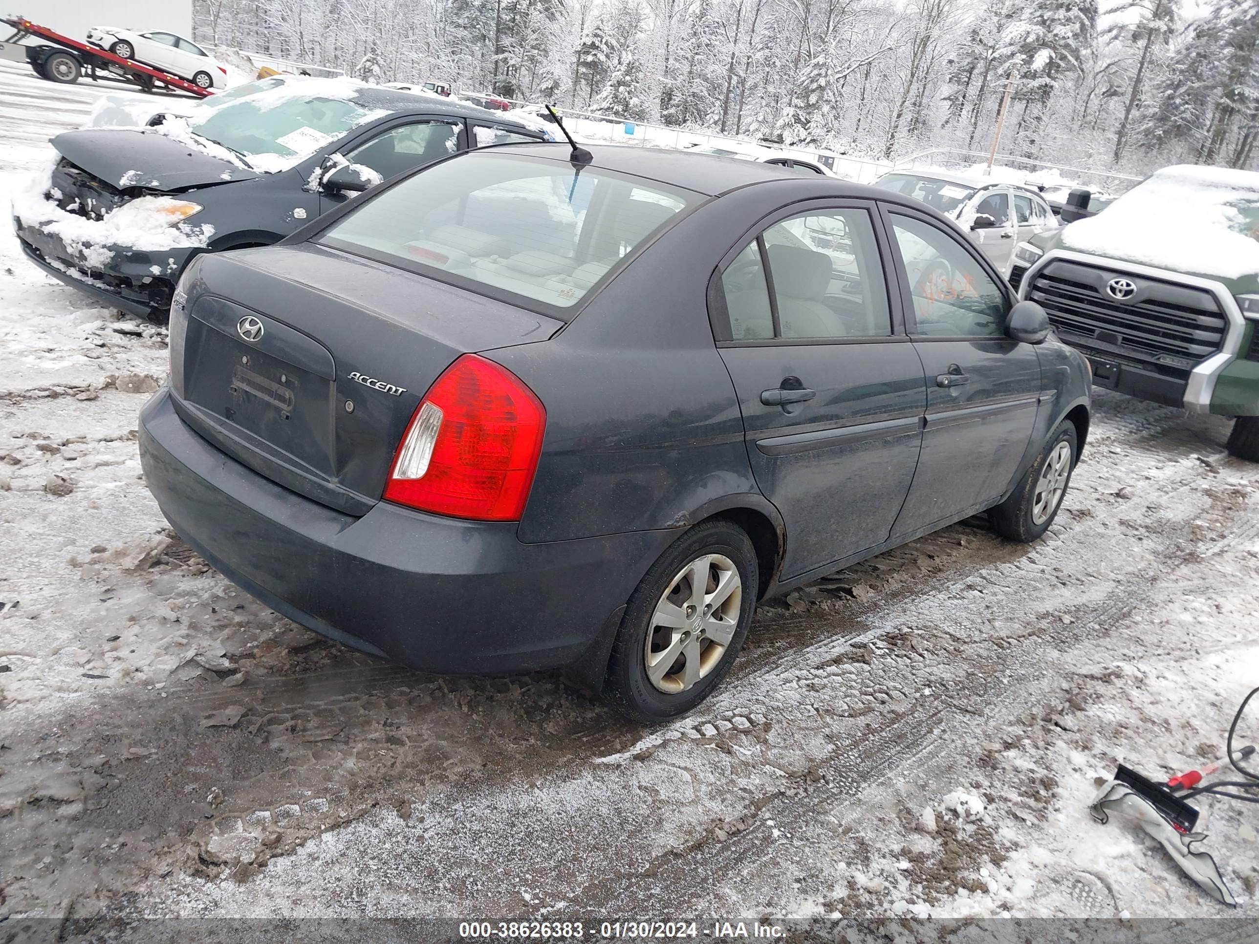 Photo 3 VIN: KMHCN46C99U319549 - HYUNDAI ACCENT 