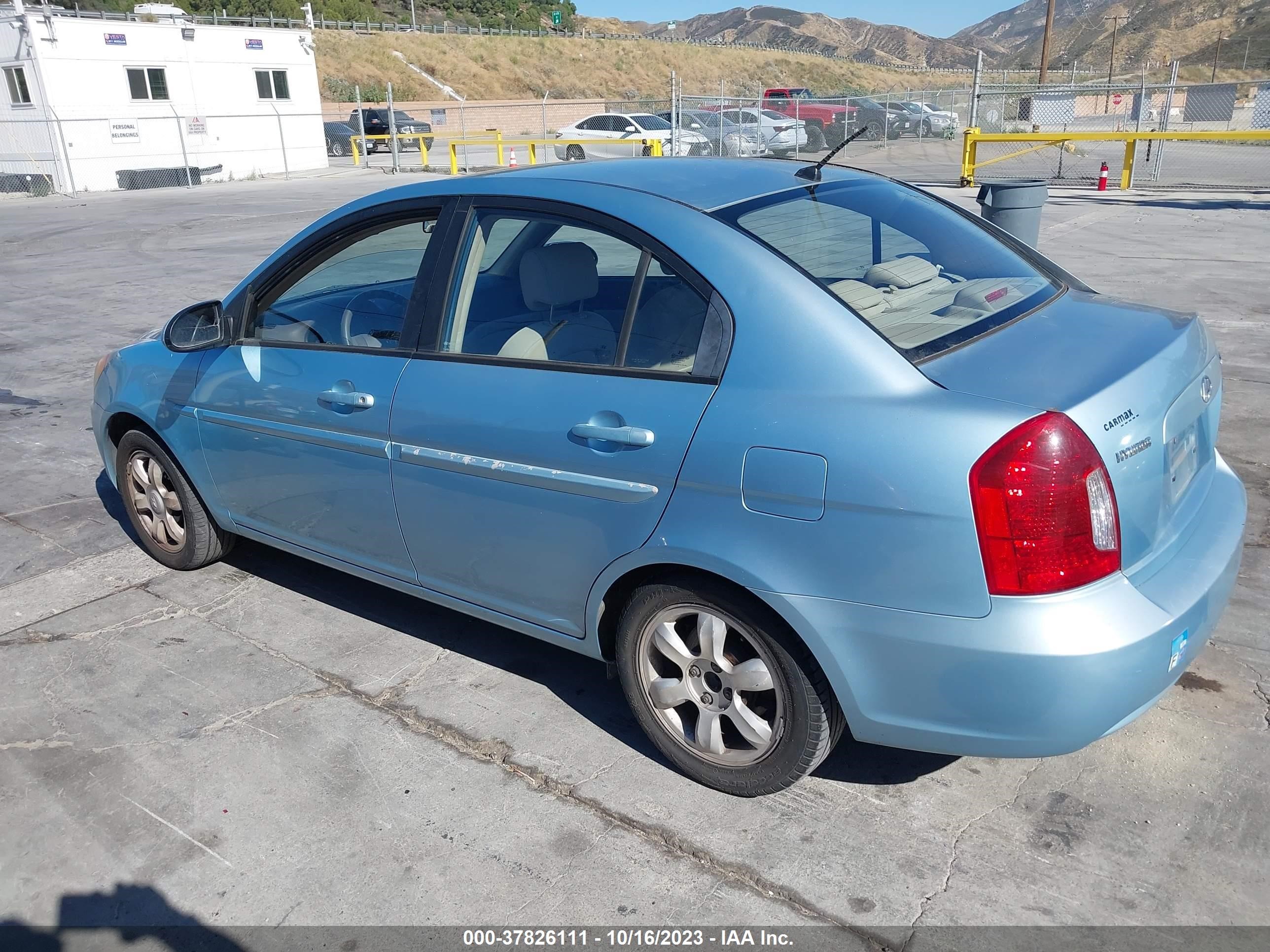 Photo 2 VIN: KMHCN46CX6U045919 - HYUNDAI ACCENT 