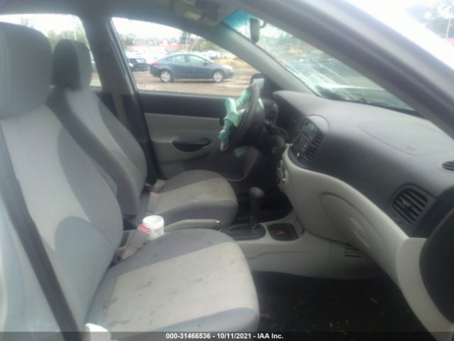 Photo 4 VIN: KMHCN4AC0AU417154 - HYUNDAI ACCENT 