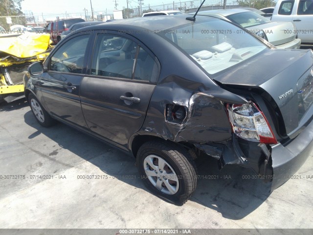 Photo 2 VIN: KMHCN4AC0AU422709 - HYUNDAI ACCENT 