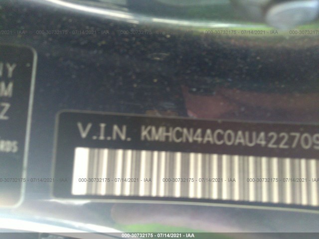 Photo 8 VIN: KMHCN4AC0AU422709 - HYUNDAI ACCENT 