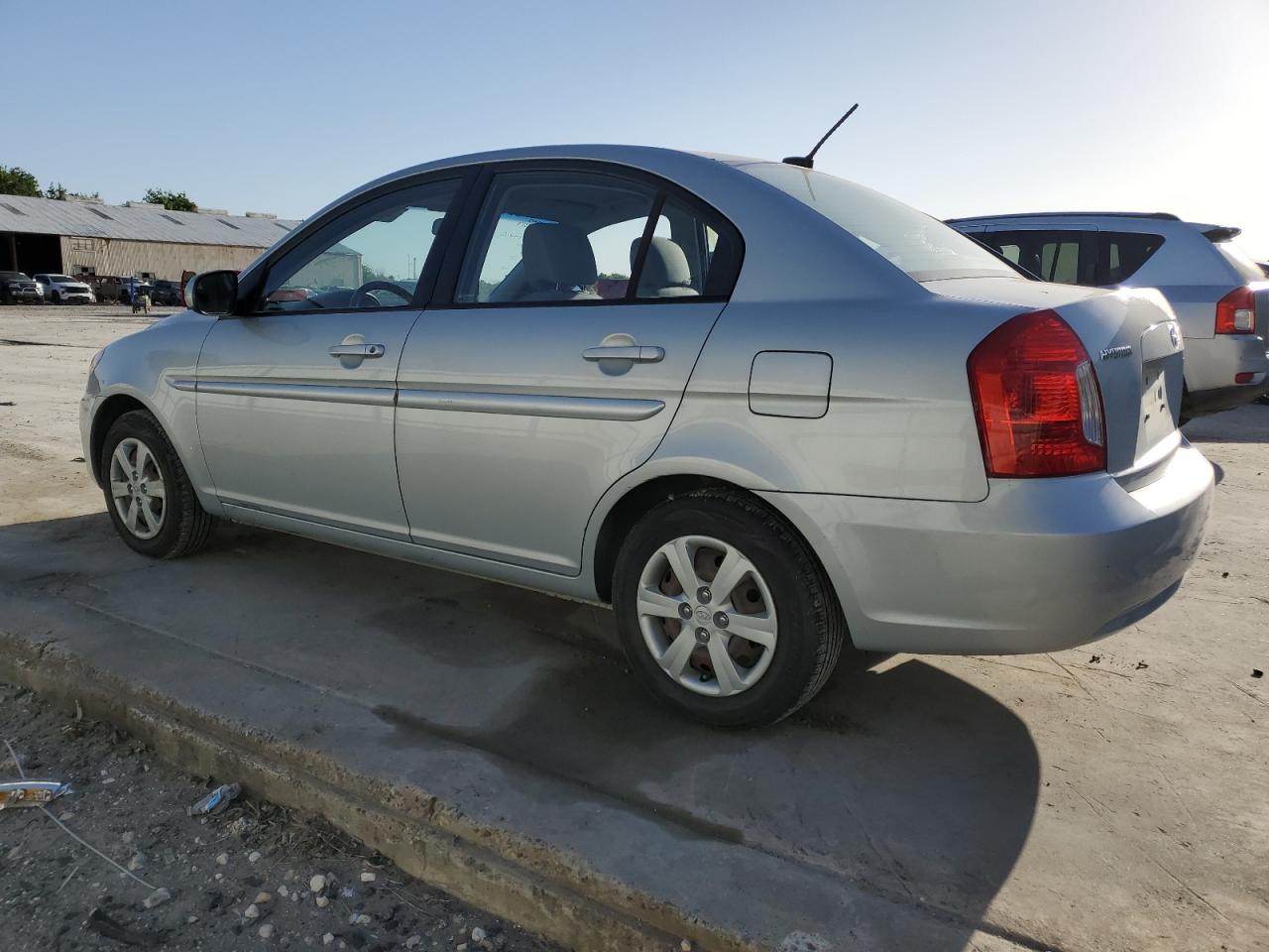 Photo 1 VIN: KMHCN4AC0BU601592 - HYUNDAI ACCENT 