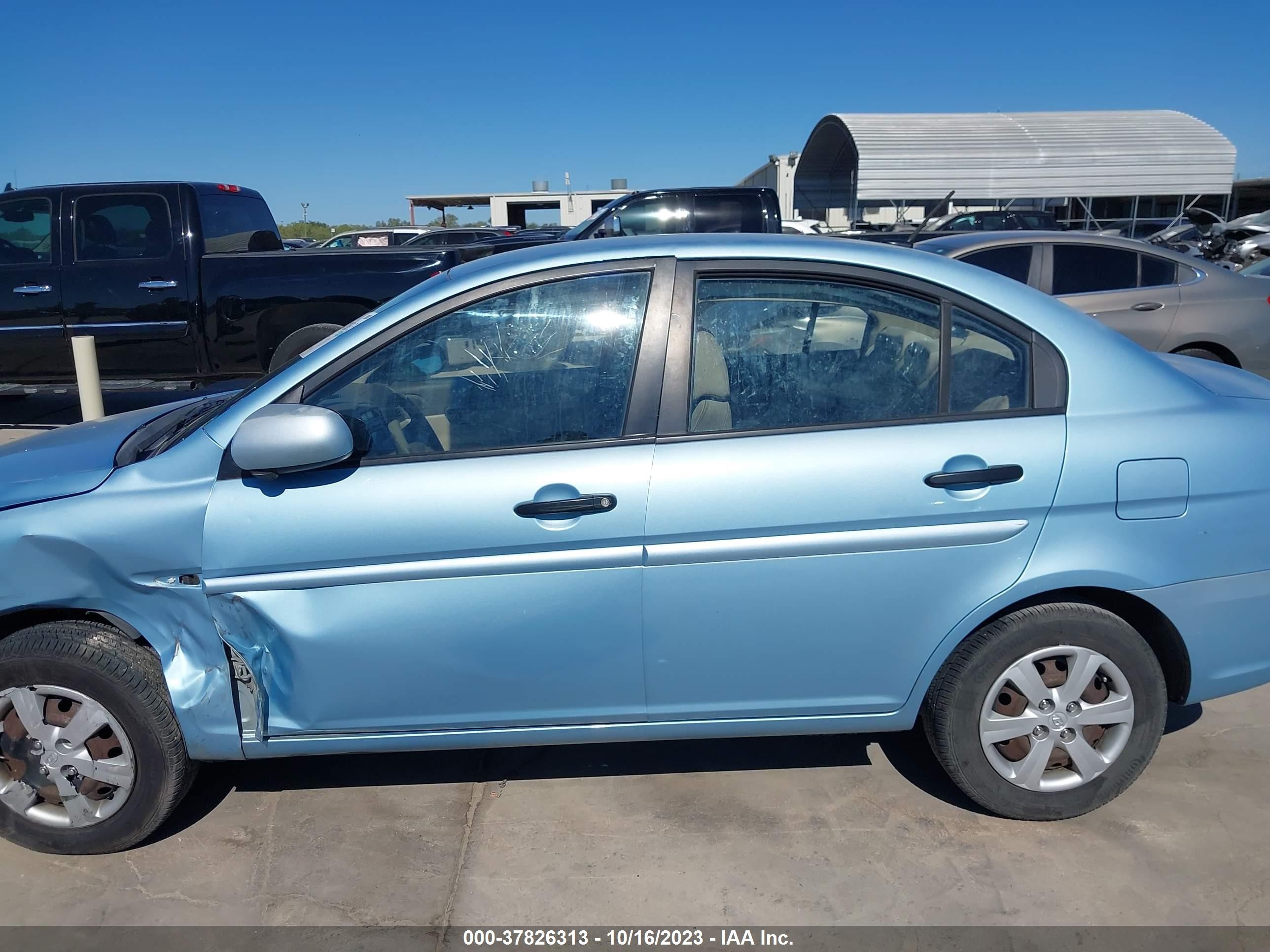 Photo 13 VIN: KMHCN4AC1BU533481 - HYUNDAI ACCENT 