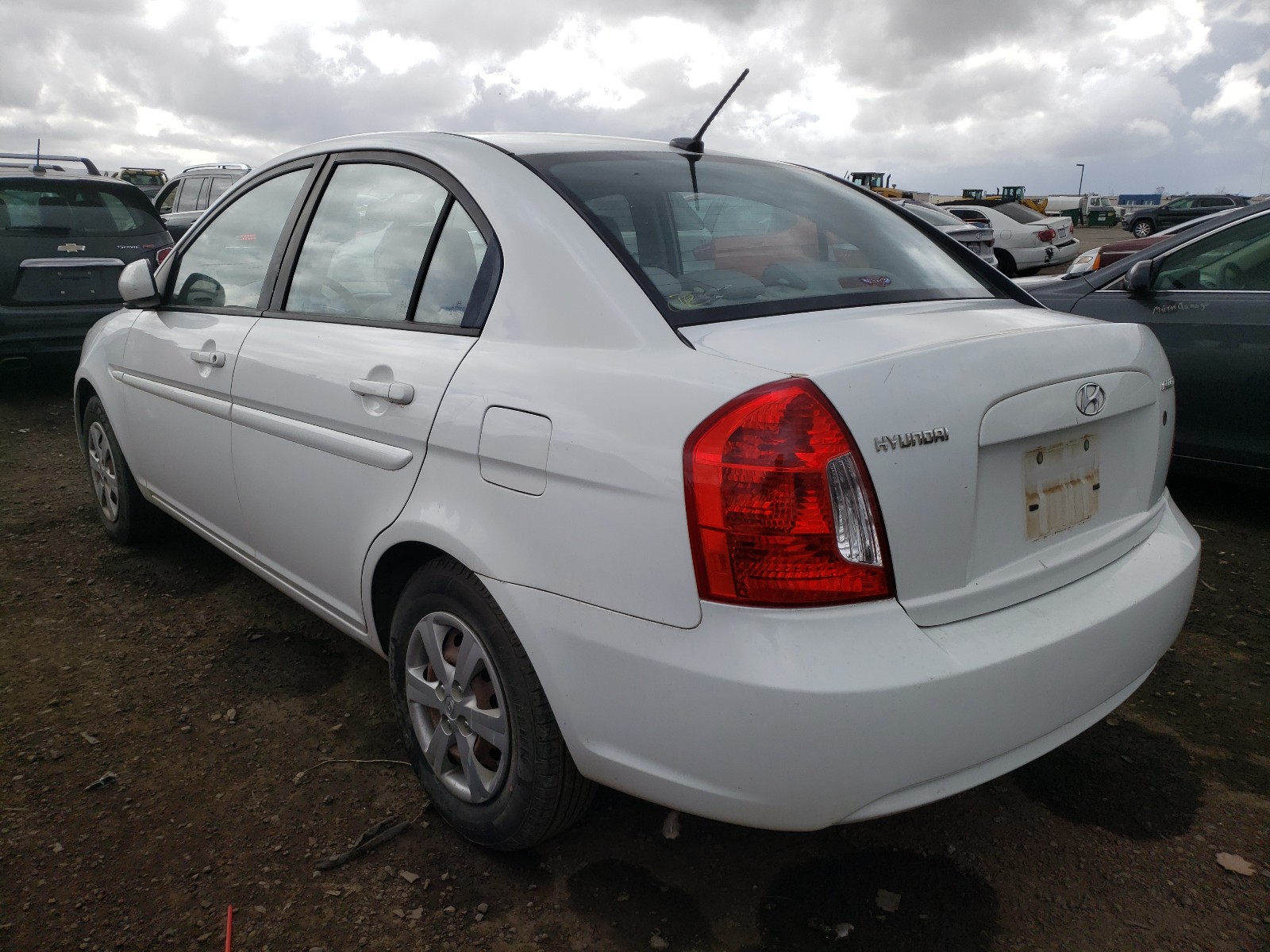 Photo 2 VIN: KMHCN4AC1BU586469 - HYUNDAI ACCENT GLS 