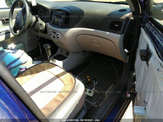 Photo 4 VIN: KMHCN4AC2AU448261 - HYUNDAI ACCENT 