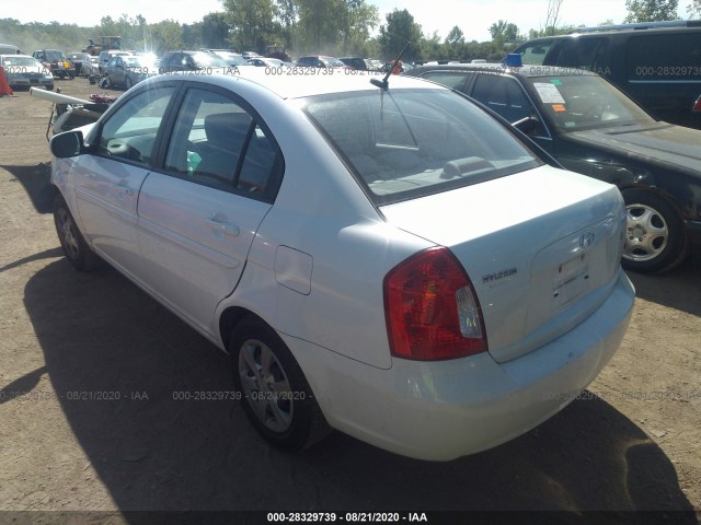 Photo 2 VIN: KMHCN4AC2BU607815 - HYUNDAI ACCENT 