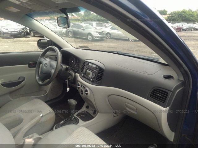 Photo 4 VIN: KMHCN4AC3BU609038 - HYUNDAI ACCENT 