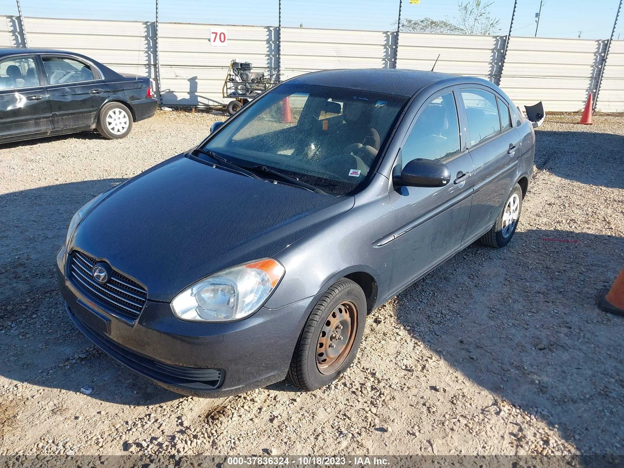 Photo 1 VIN: KMHCN4AC3BU609525 - HYUNDAI ACCENT 