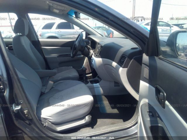 Photo 4 VIN: KMHCN4AC5AU451901 - HYUNDAI ACCENT 