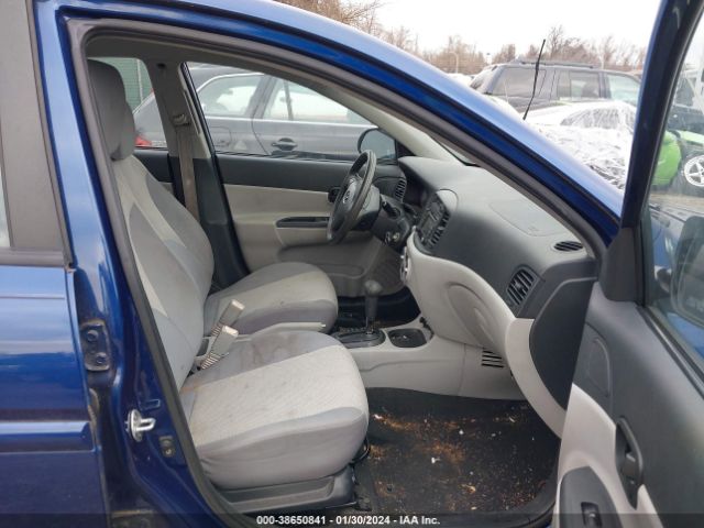 Photo 4 VIN: KMHCN4AC6AU472983 - HYUNDAI ACCENT 